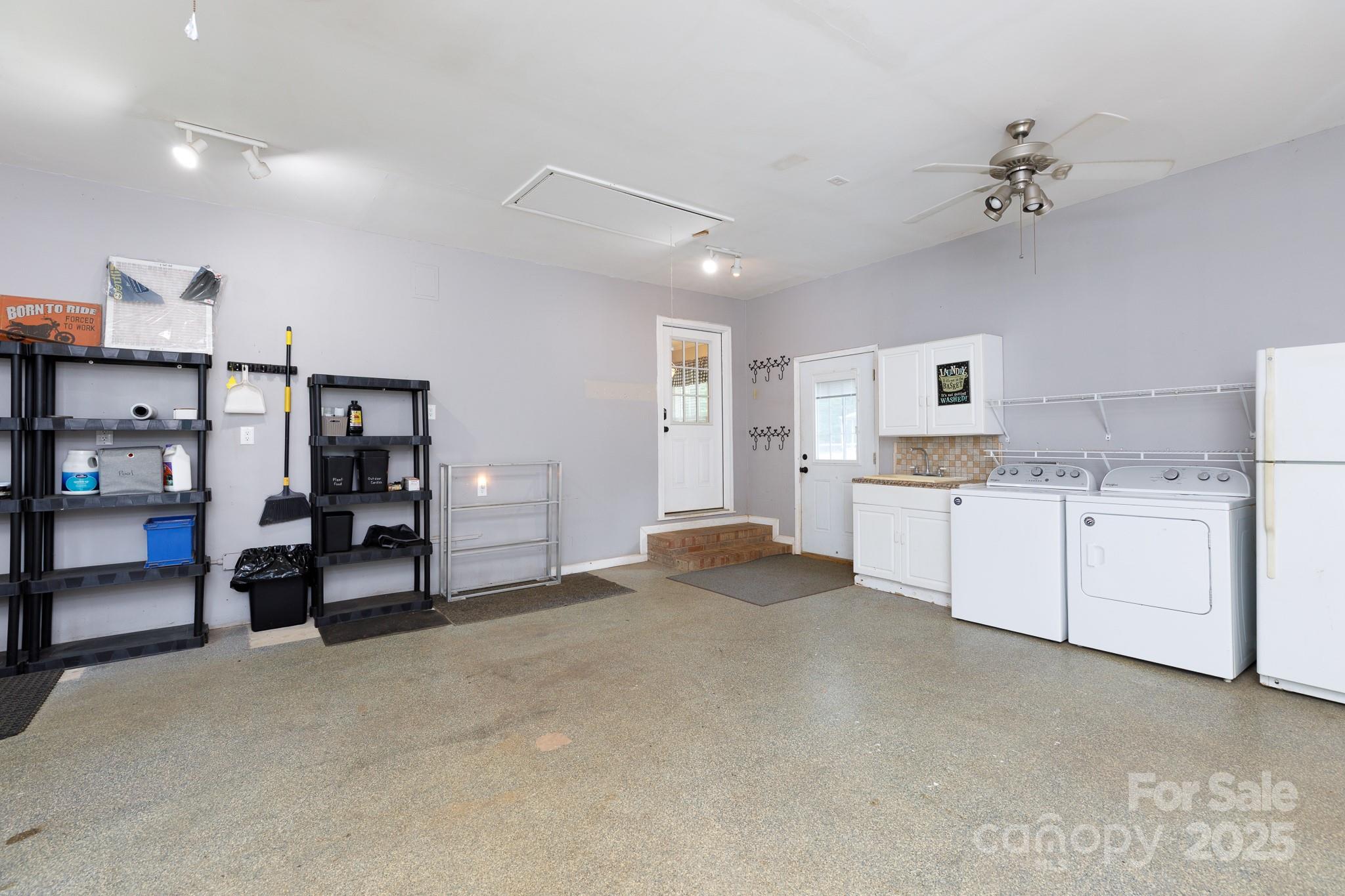 4520 Belhaven Forest Drive