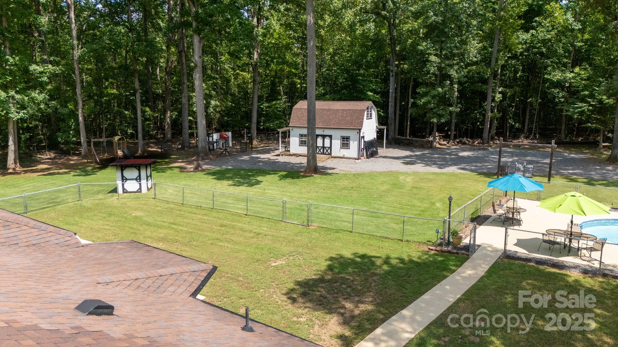 4520 Belhaven Forest Drive