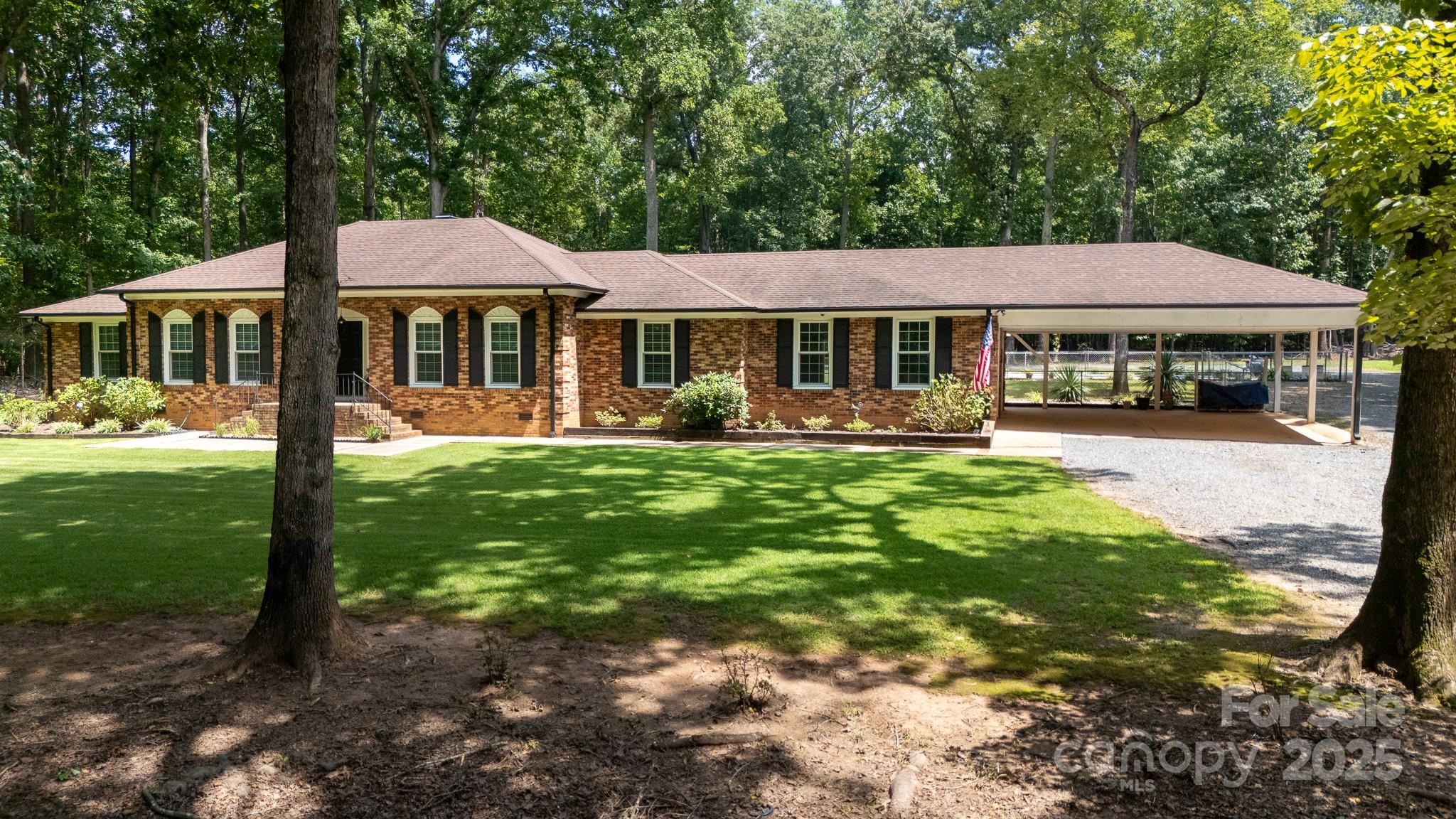 4520 Belhaven Forest Drive