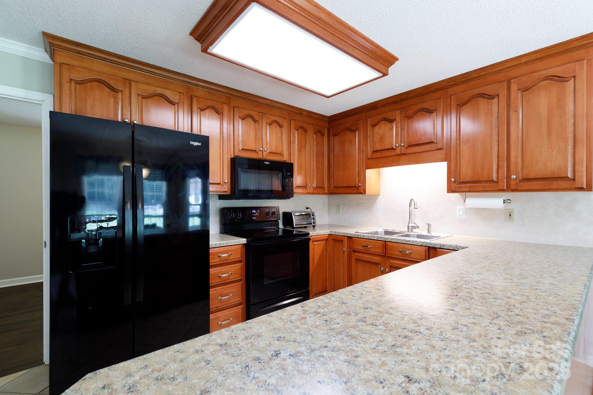 4520 Belhaven Forest Drive