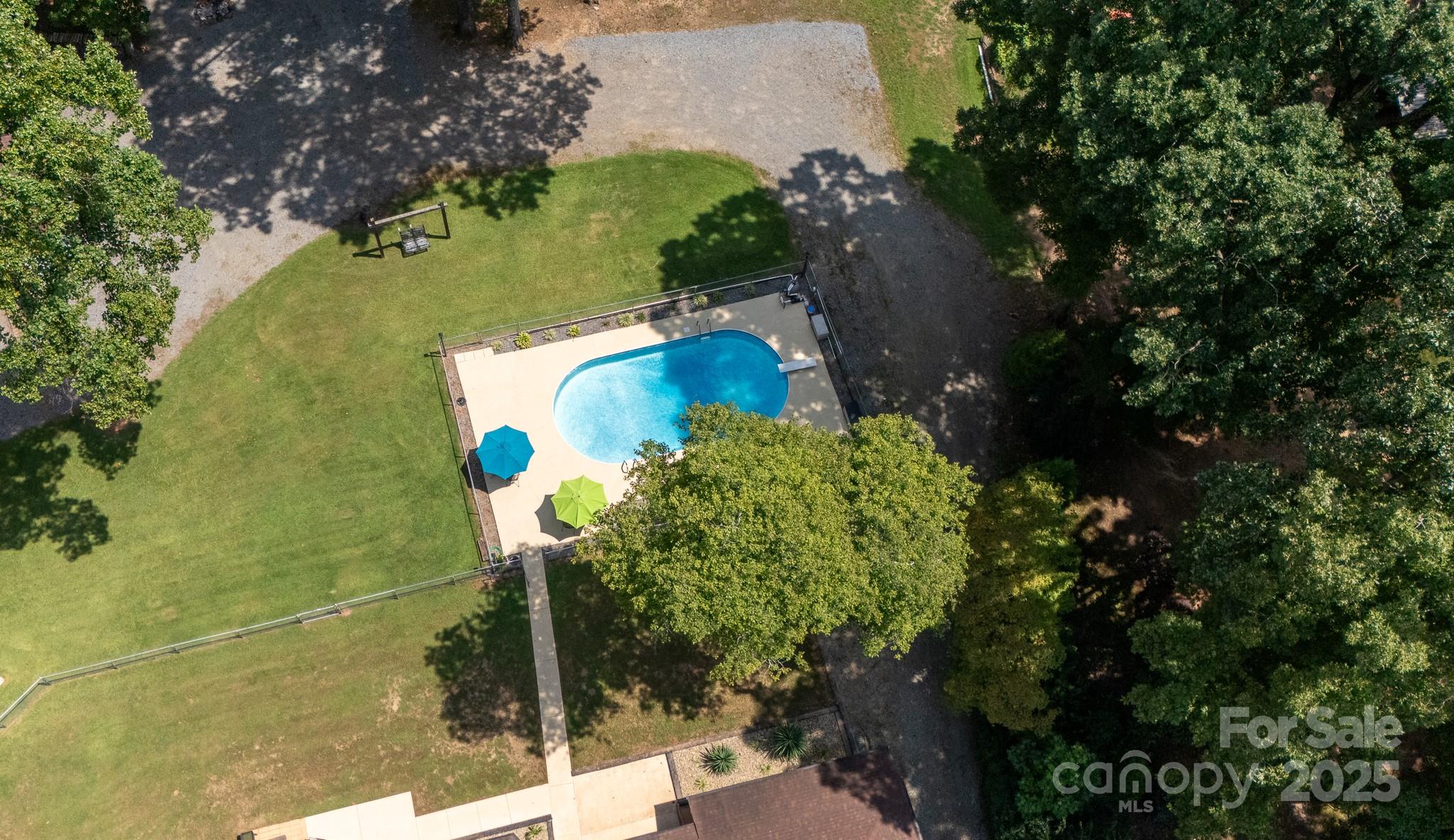 4520 Belhaven Forest Drive