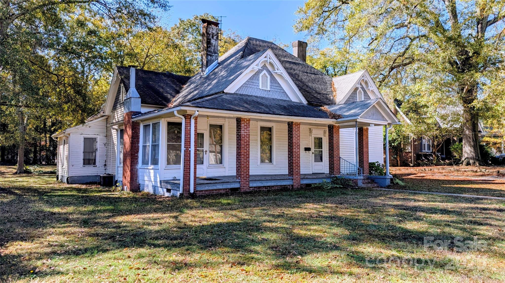 303 Kings Mountain Street