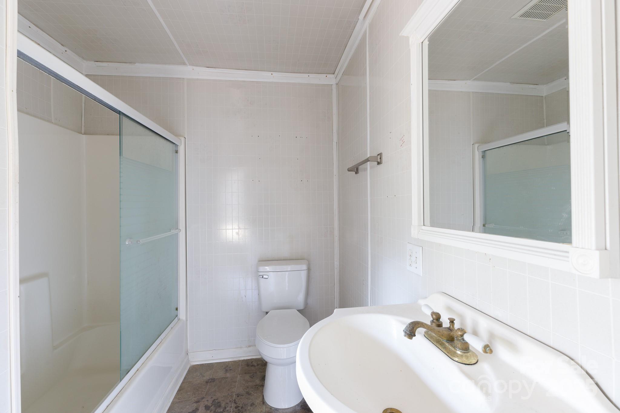 303 Kings Mountain Street