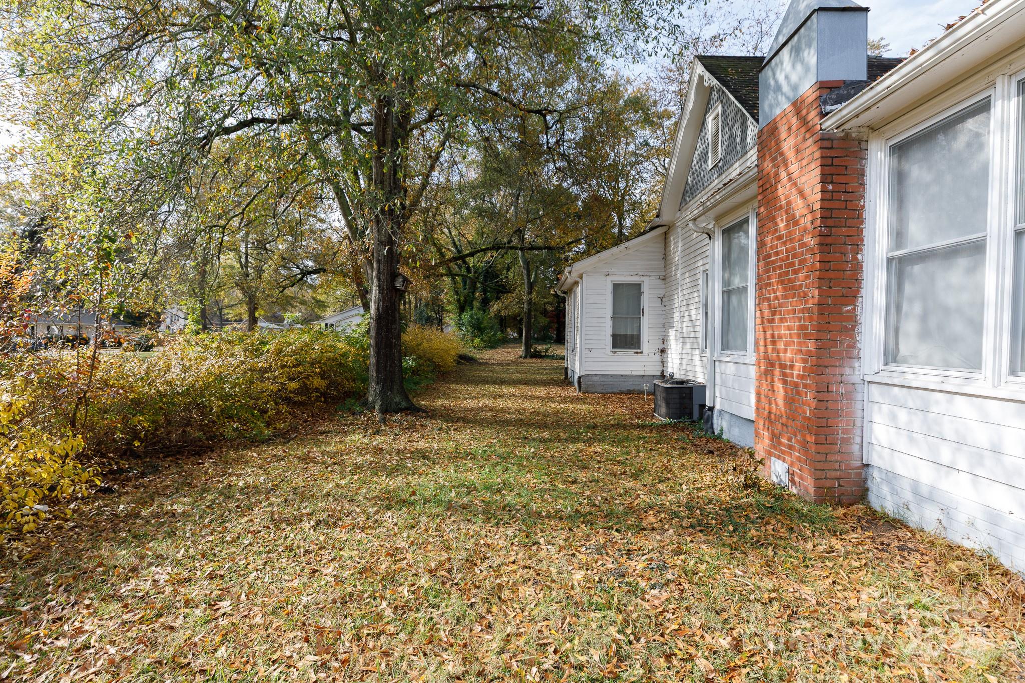 303 Kings Mountain Street