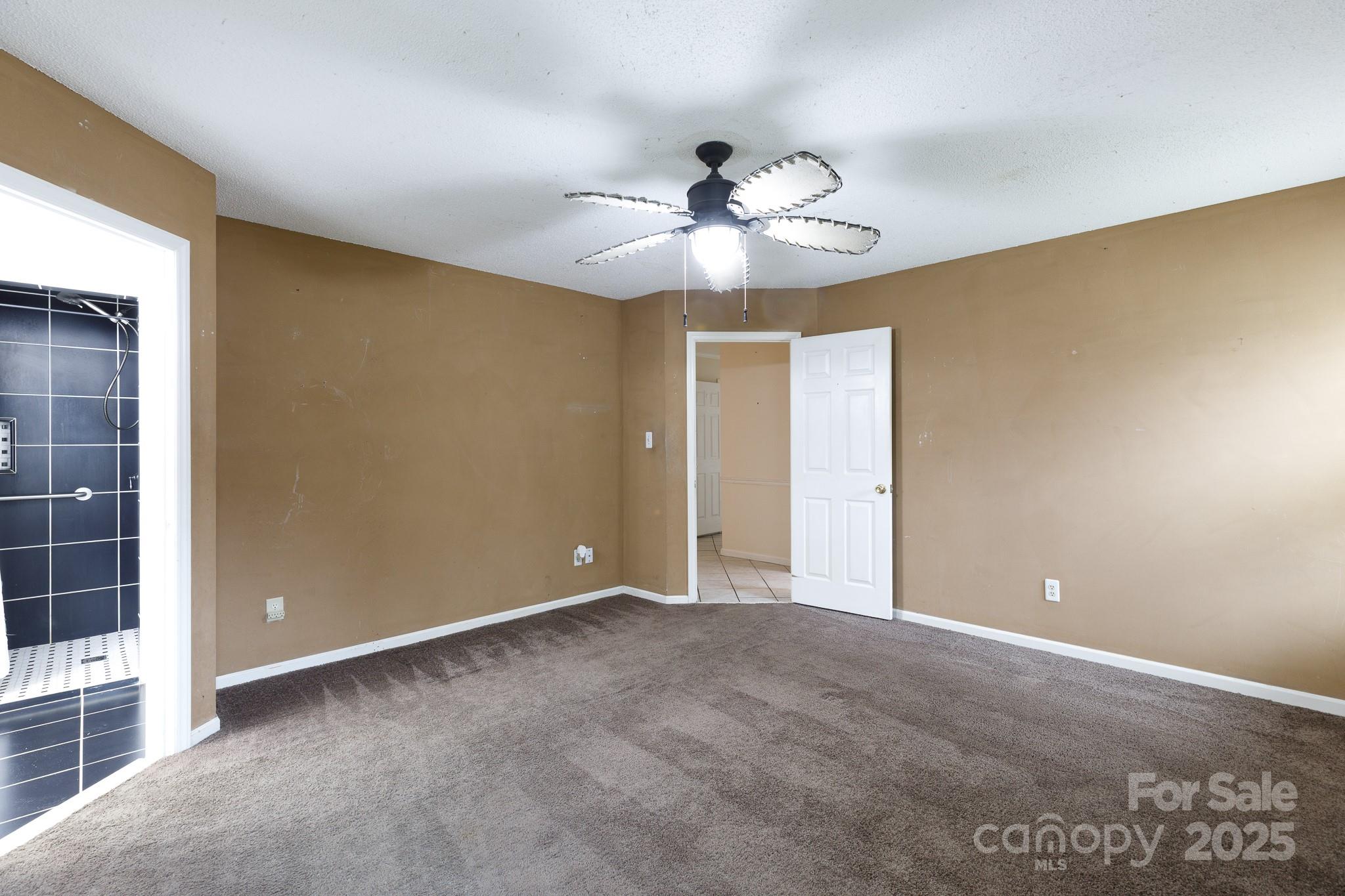 3033 River Ridge Drive