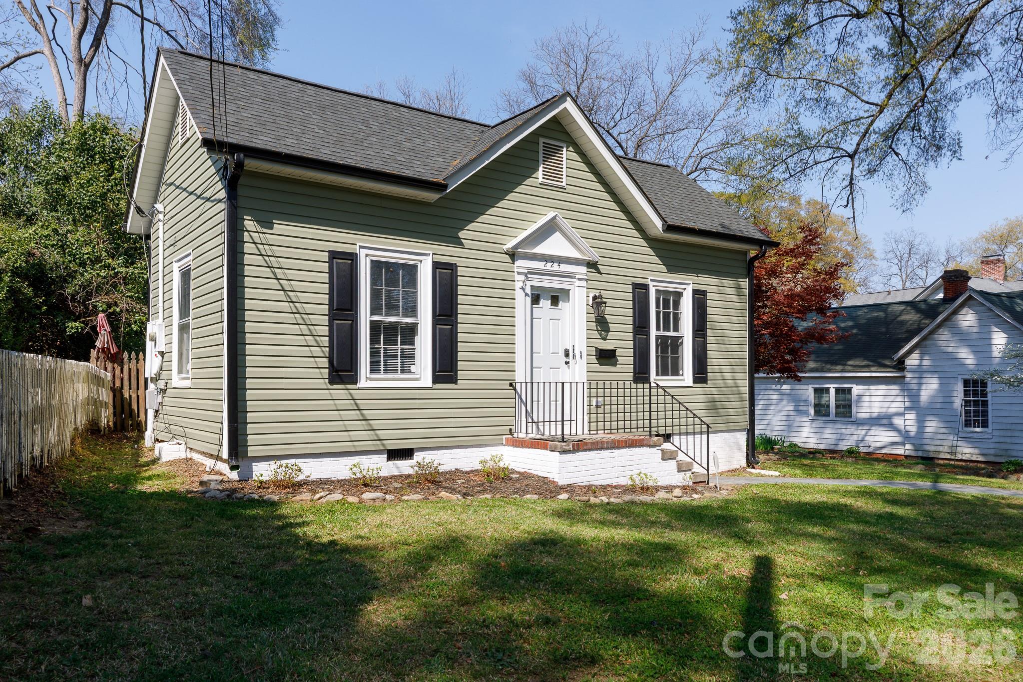 224 W 4th Avenue