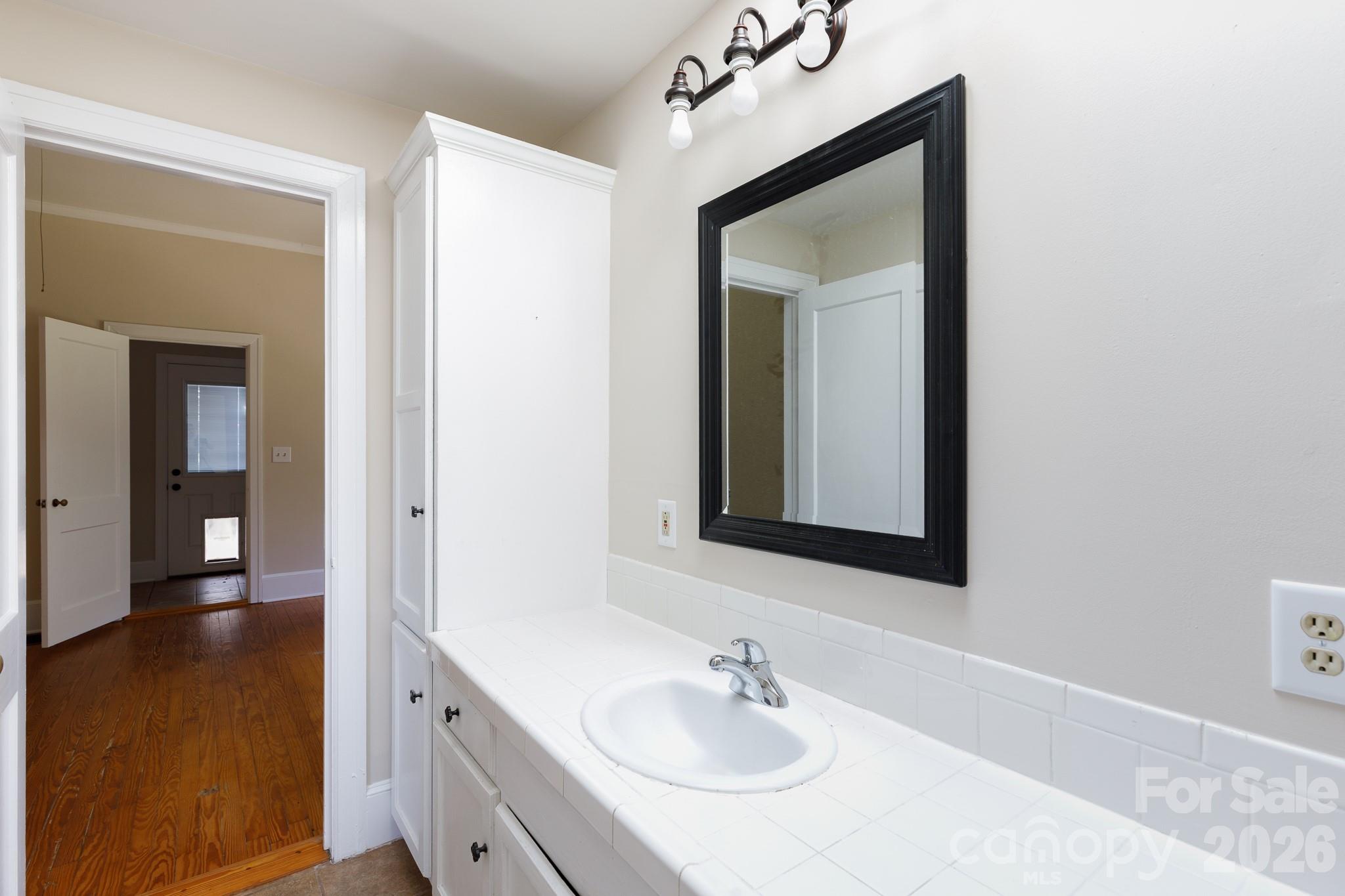 224 W 4th Avenue