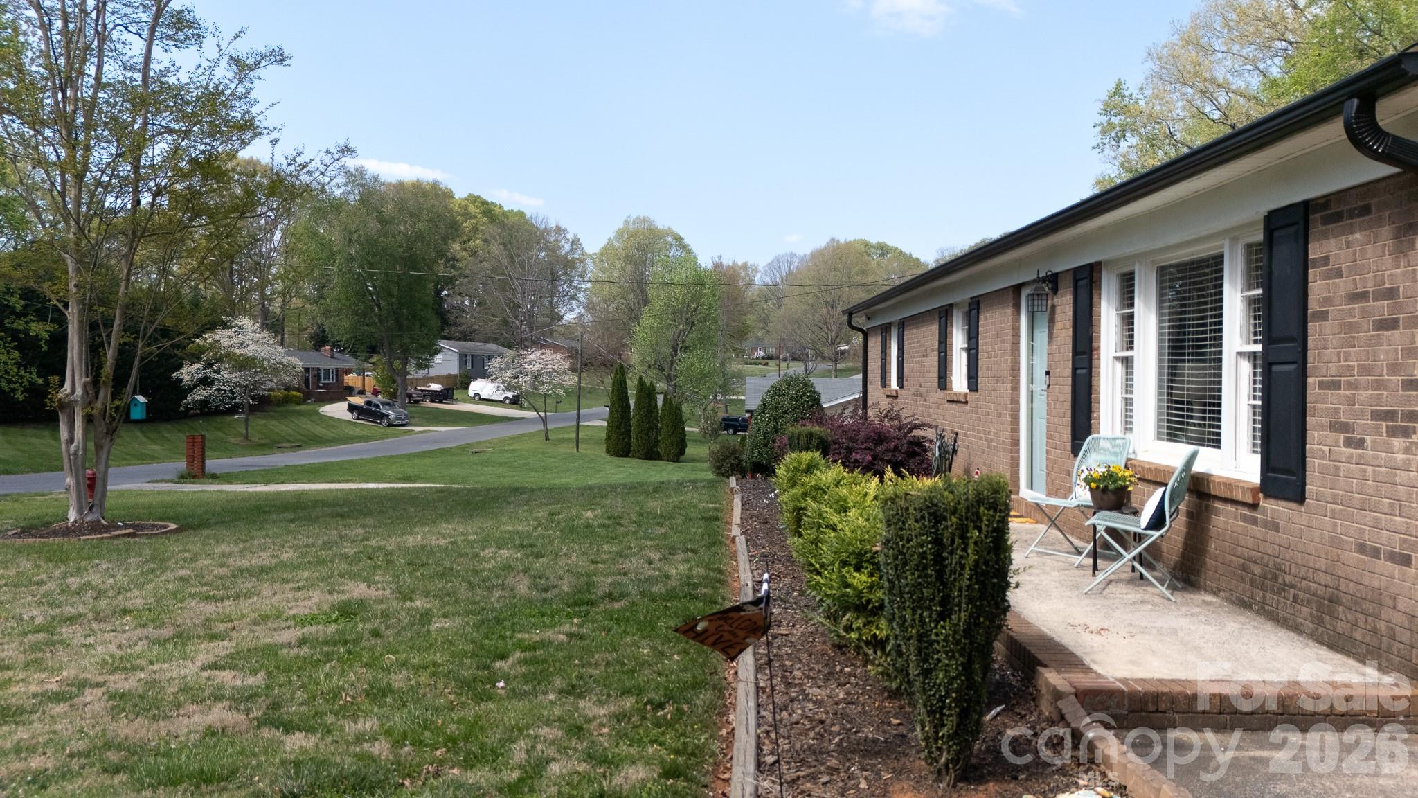 2640 Meadow Lark Lane