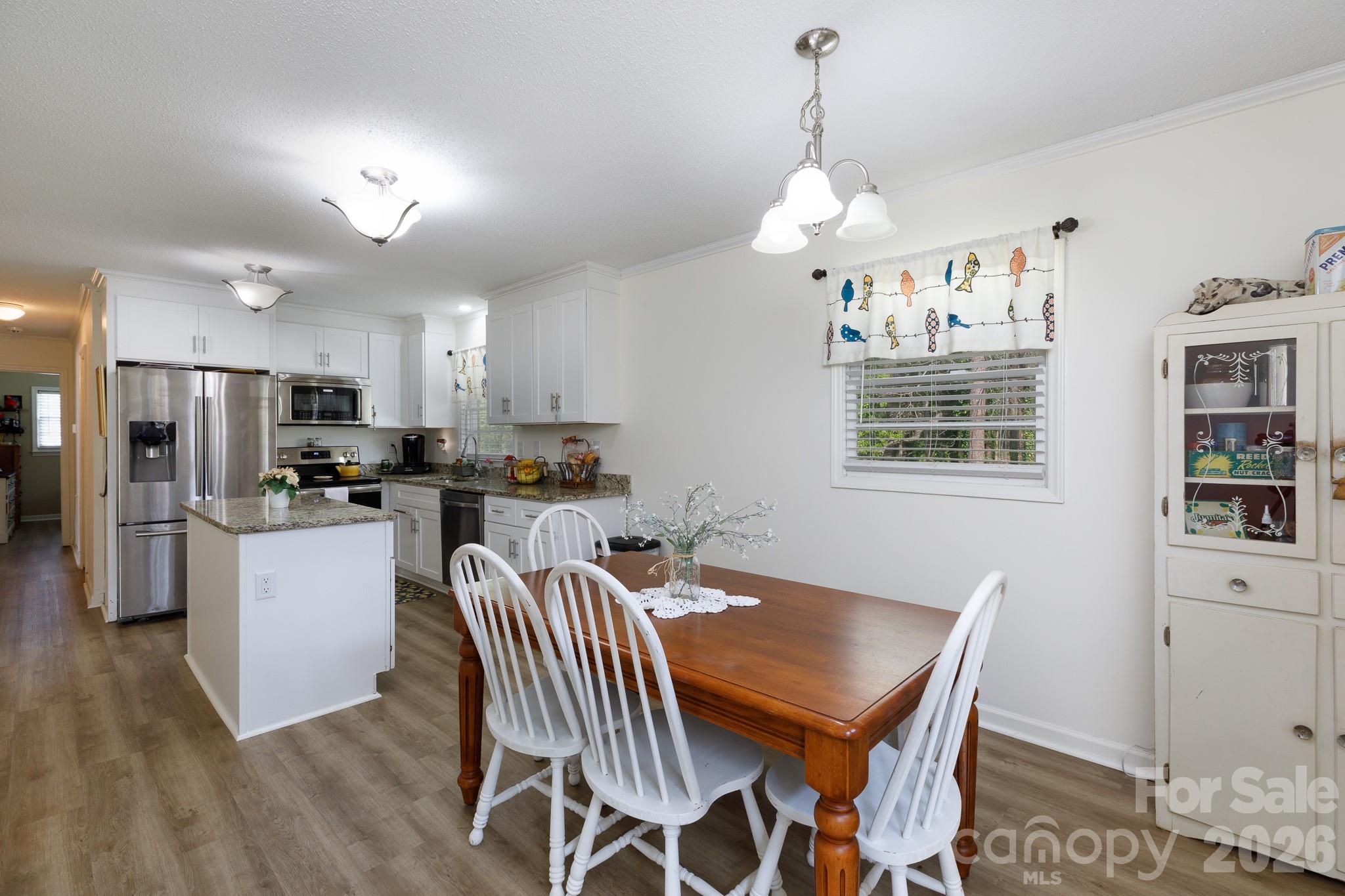 2640 Meadow Lark Lane