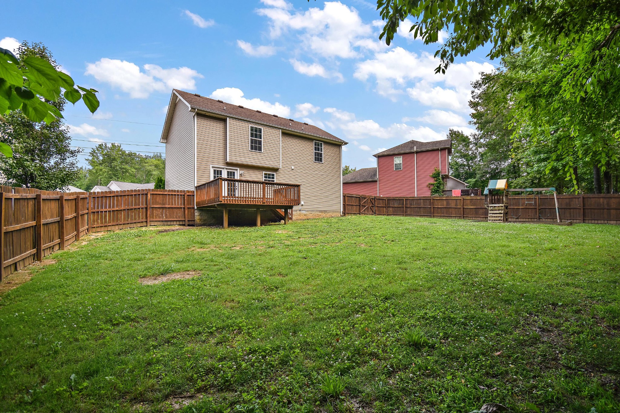 552 Magnolia Dr