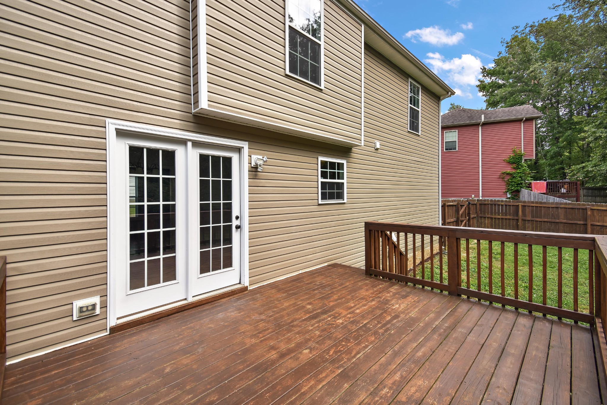 552 Magnolia Dr