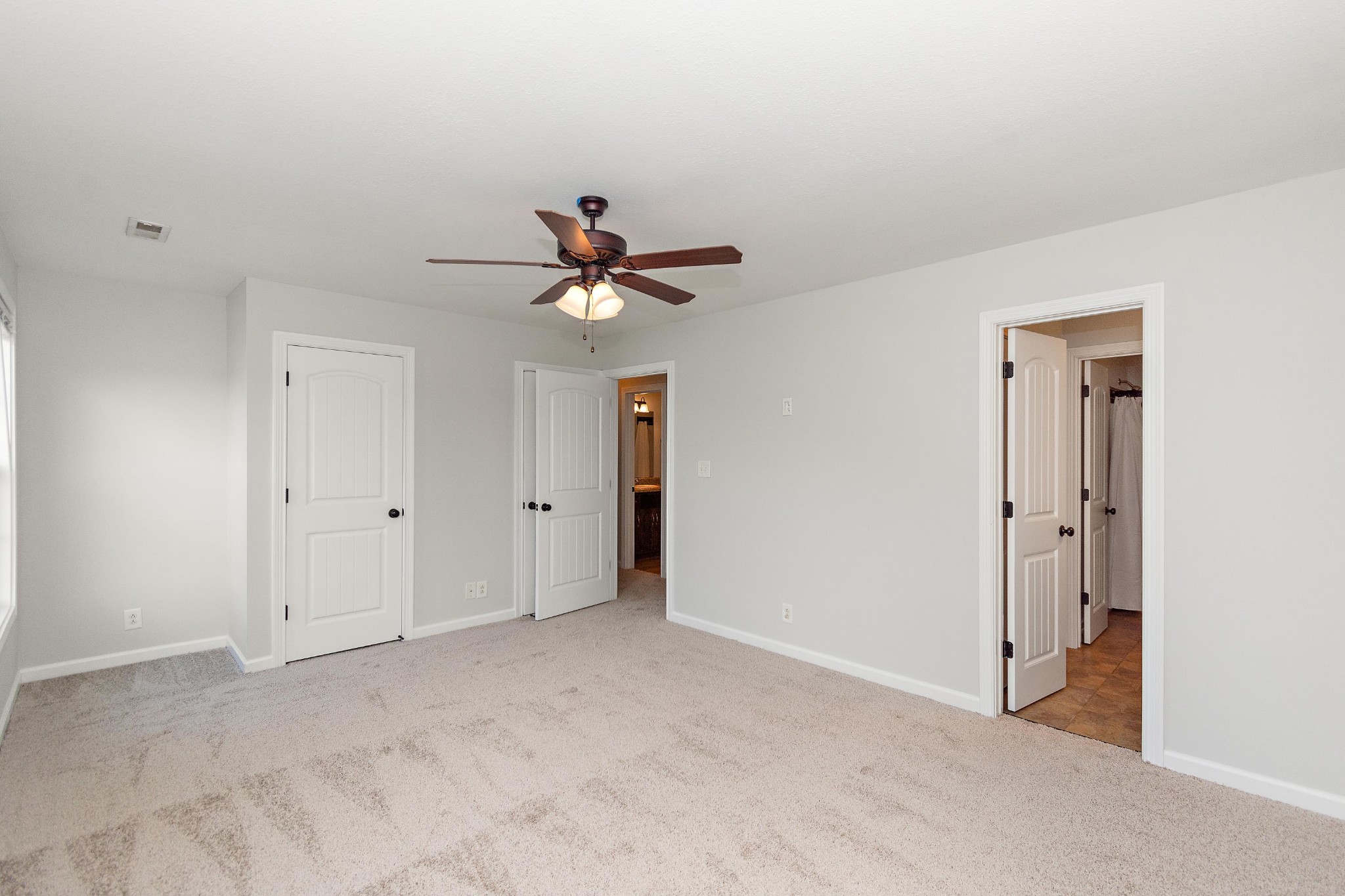 552 Magnolia Dr