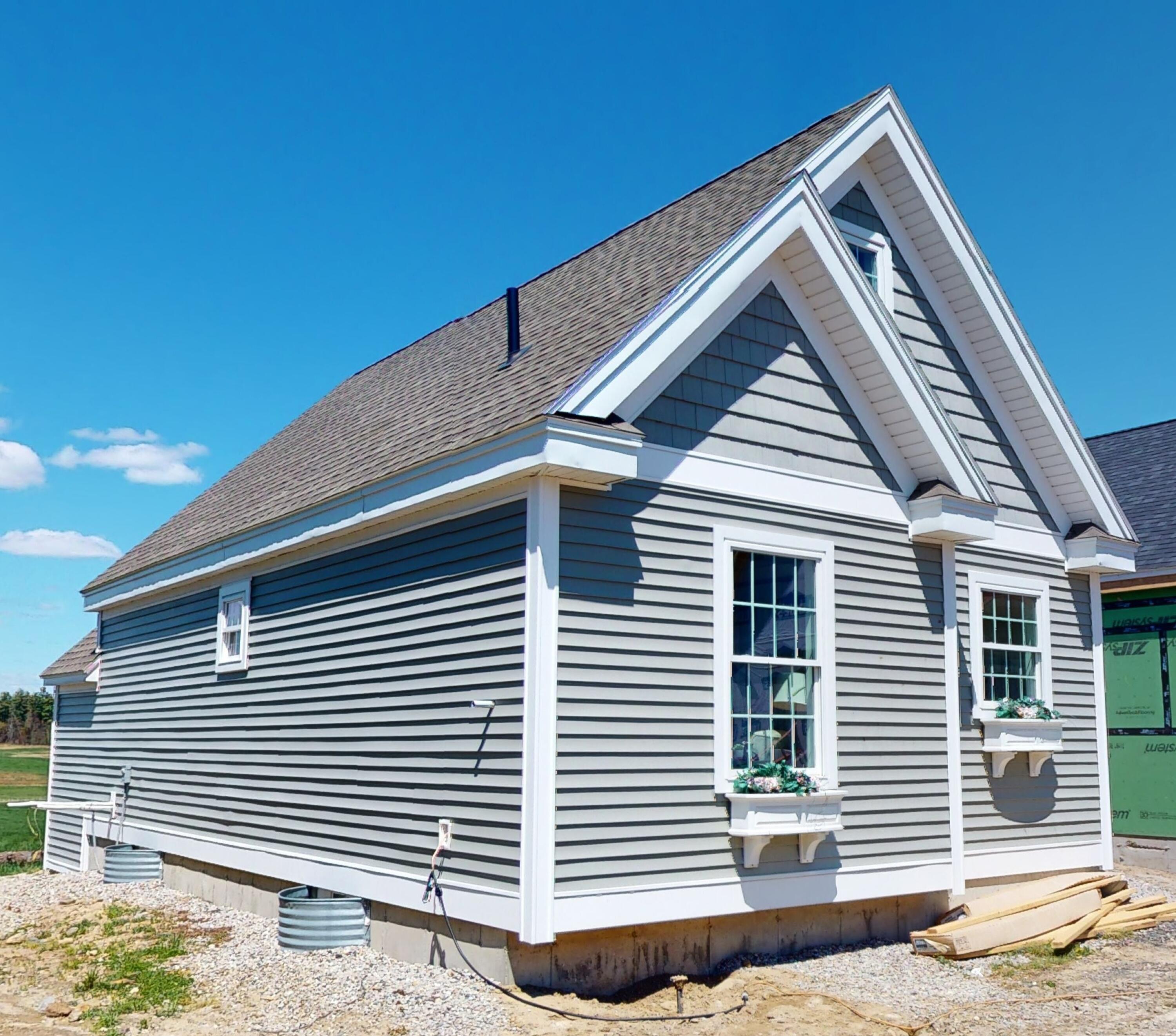 994 Portland Road, 11