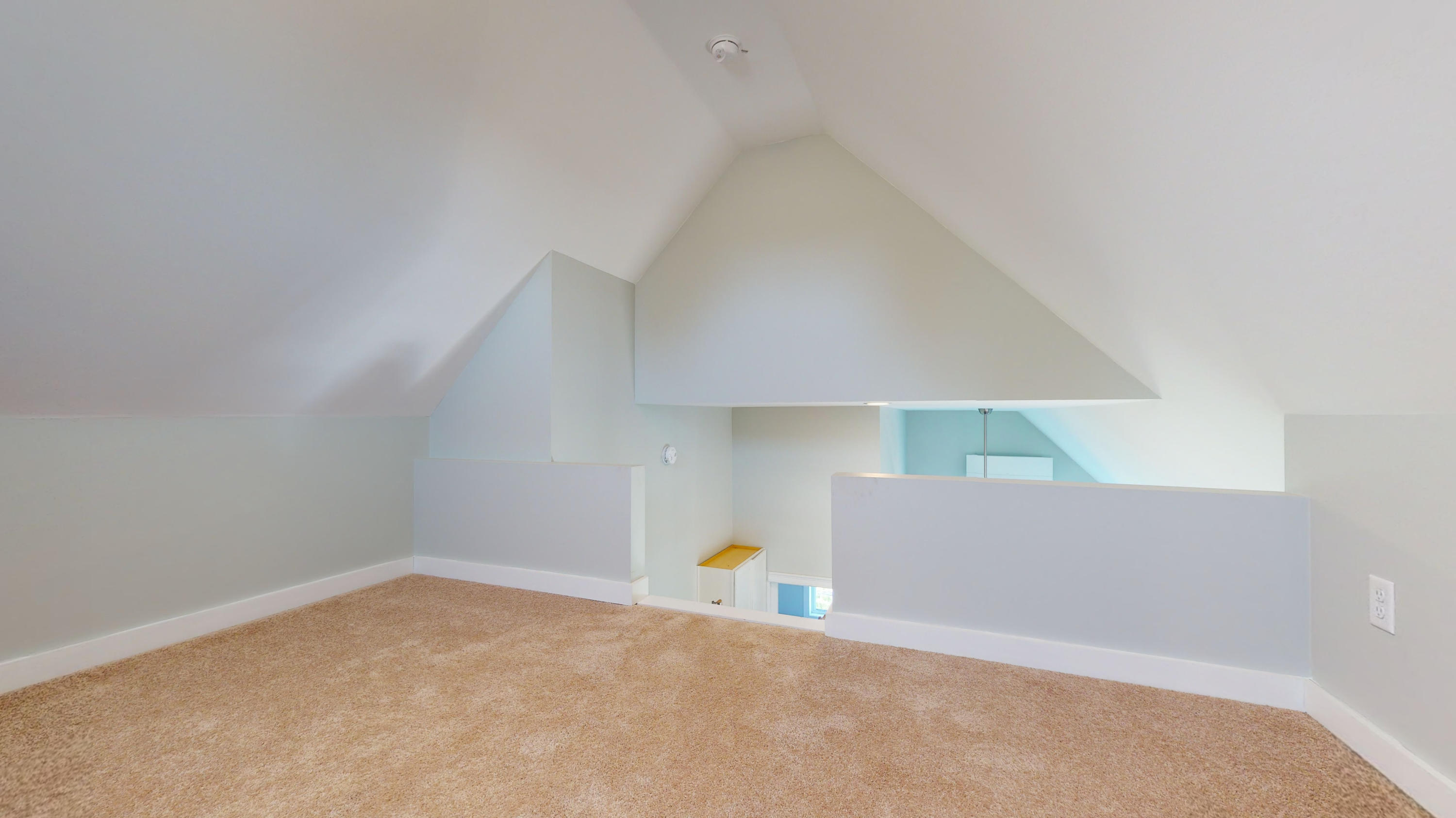 994 Portland Road, 11