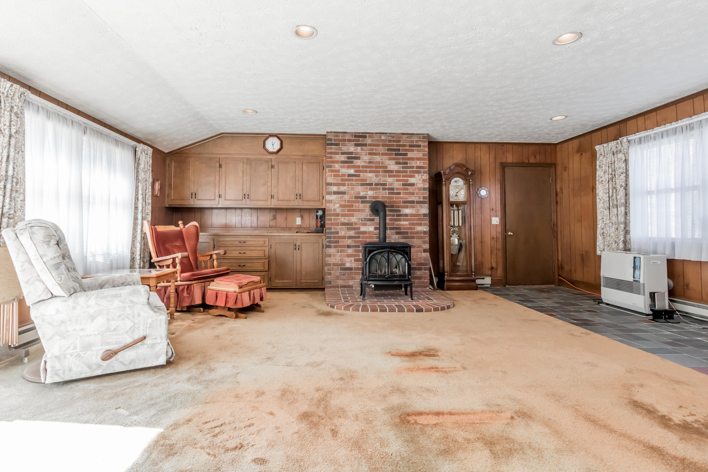 51 Pine Point Road