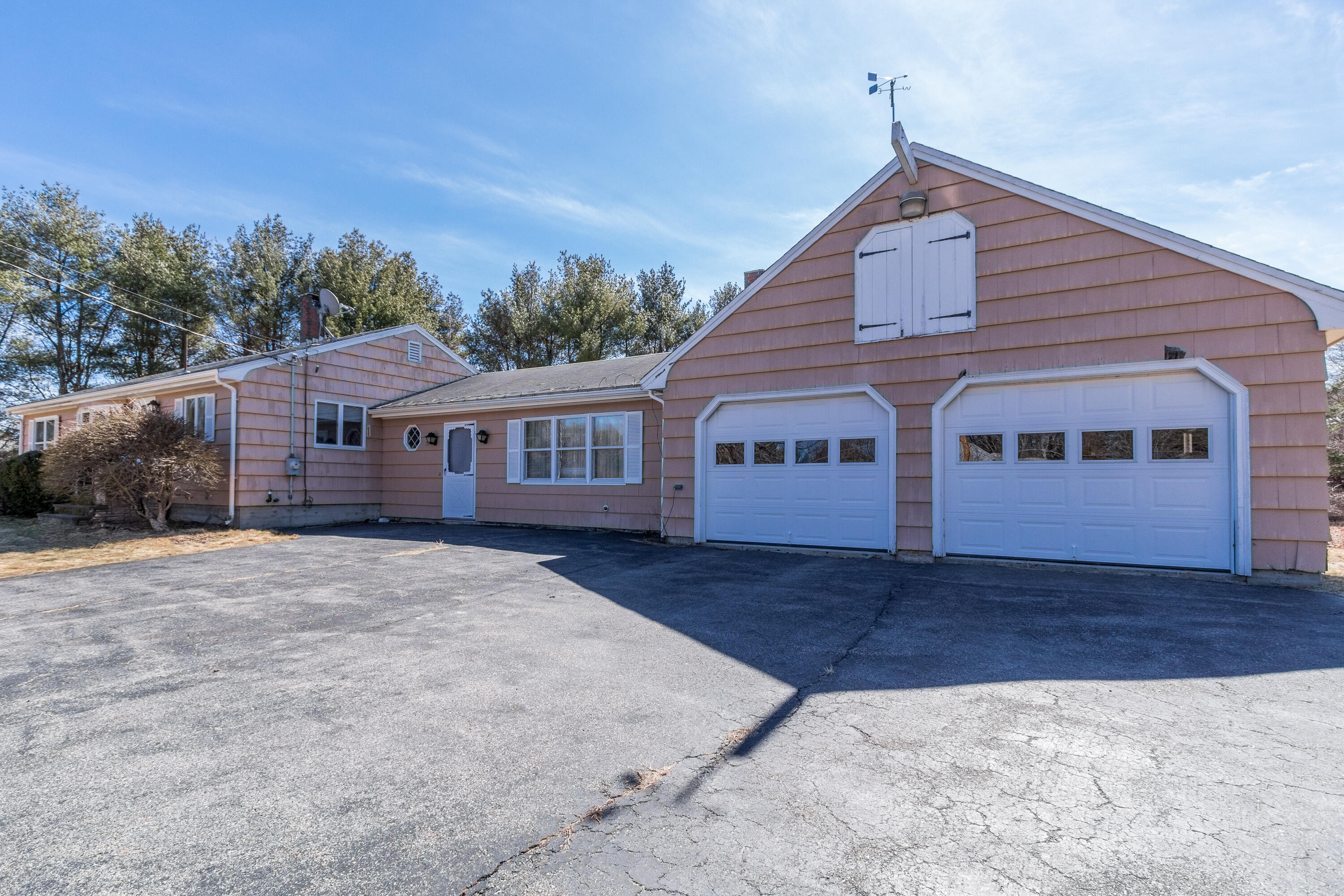 51 Pine Point Road