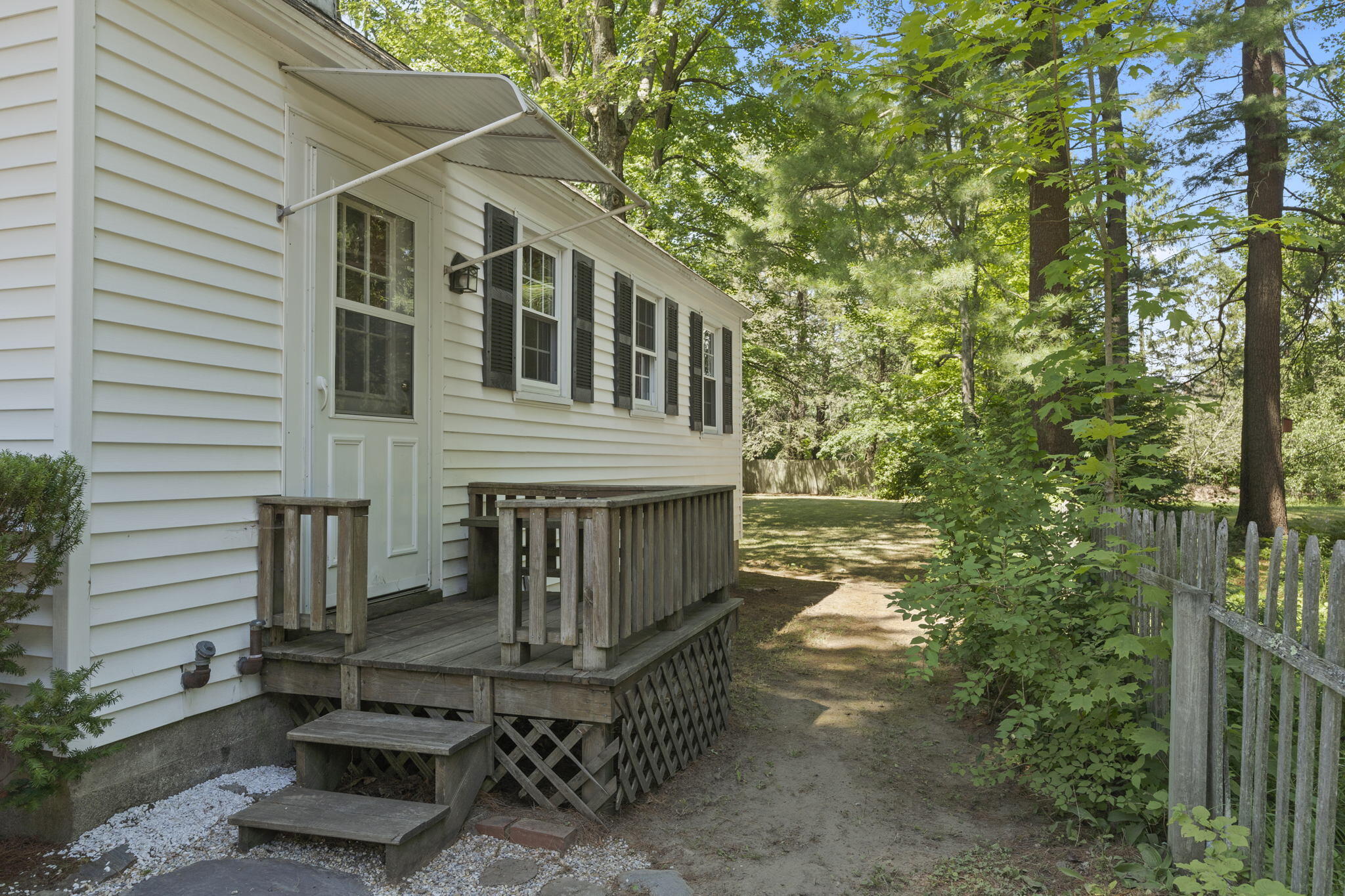 9 Chamberlain Avenue