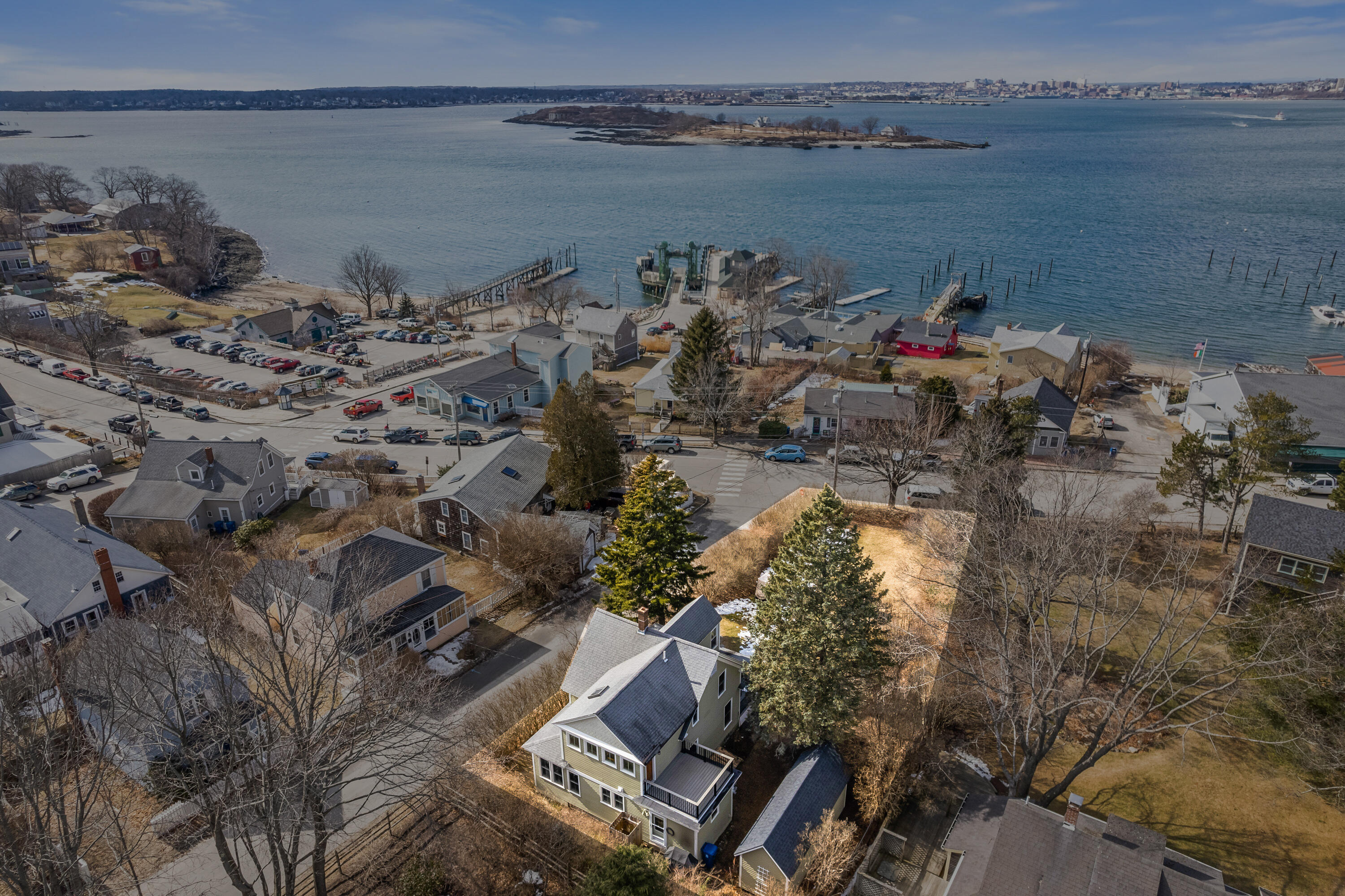 61 Island Avenue