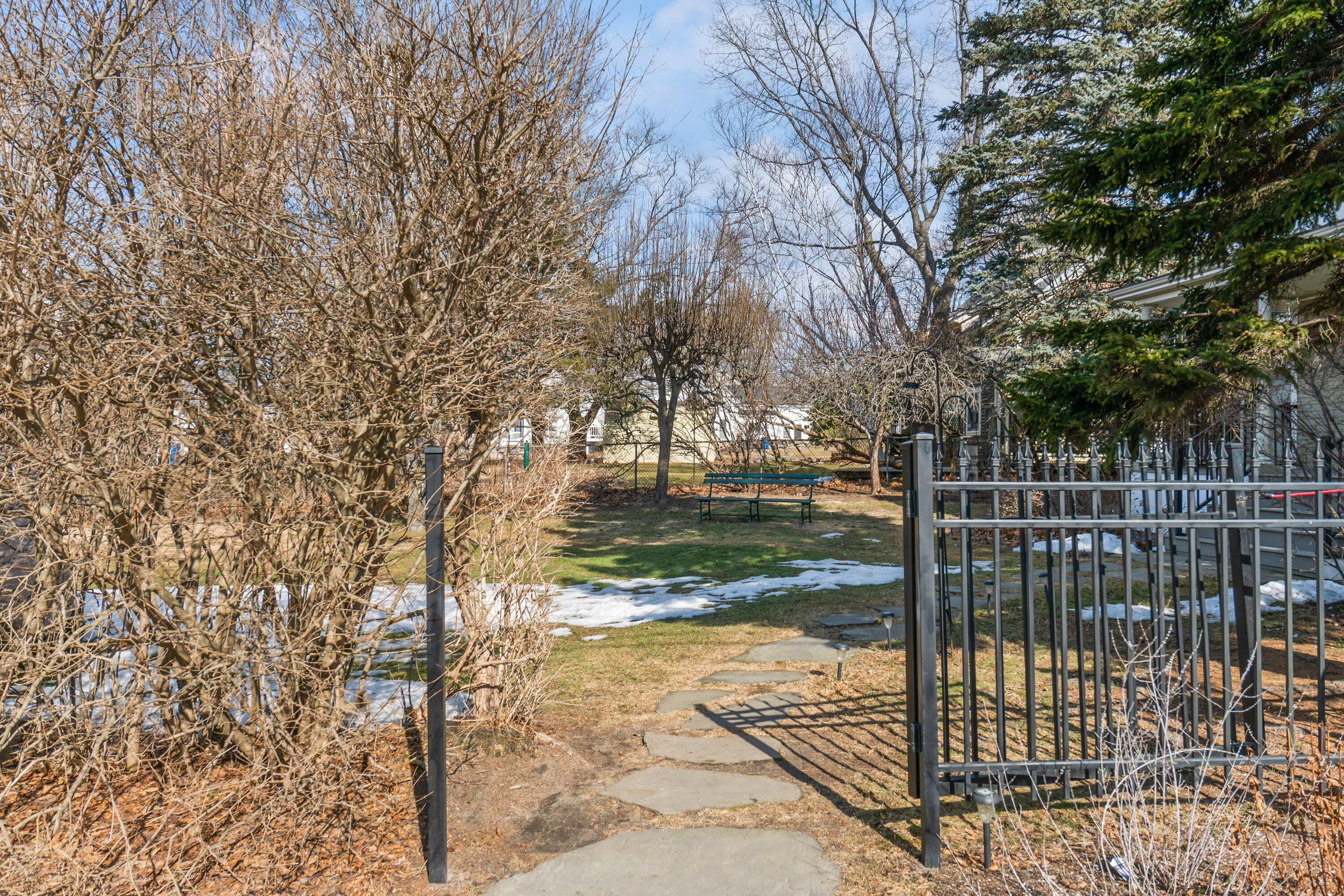 61 Island Avenue