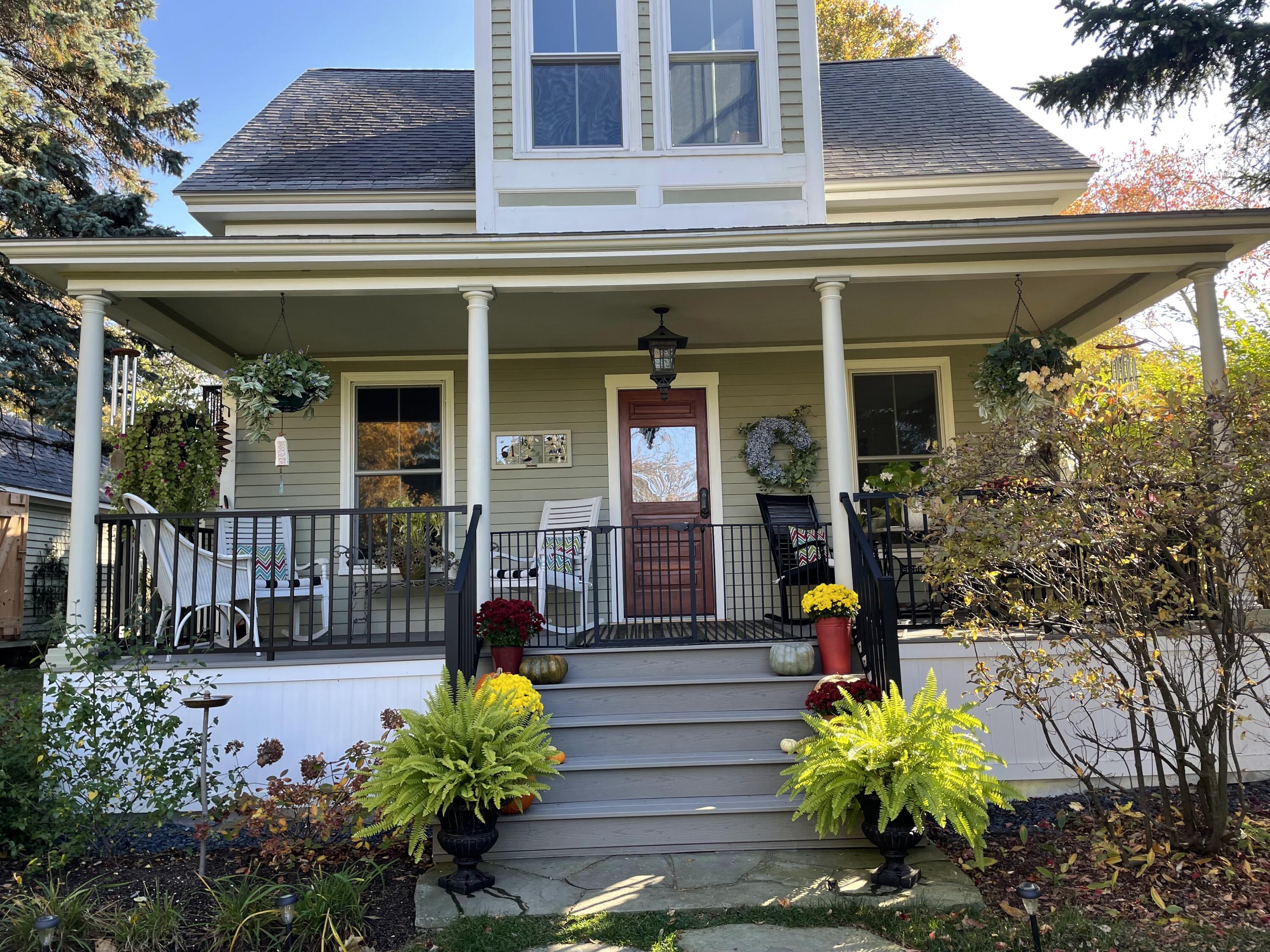 61 Island Avenue
