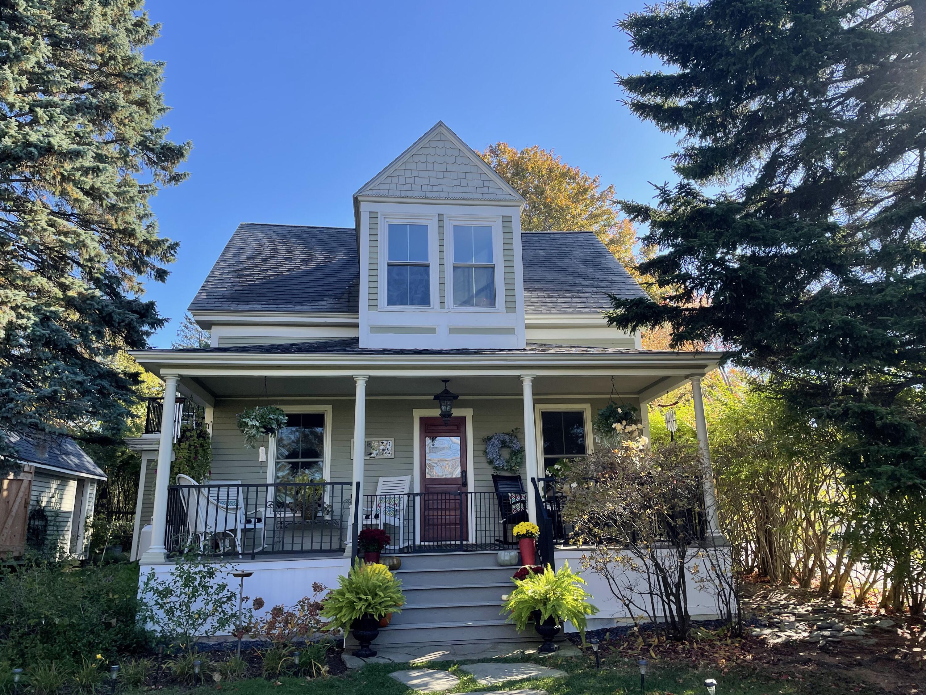 61 Island Avenue