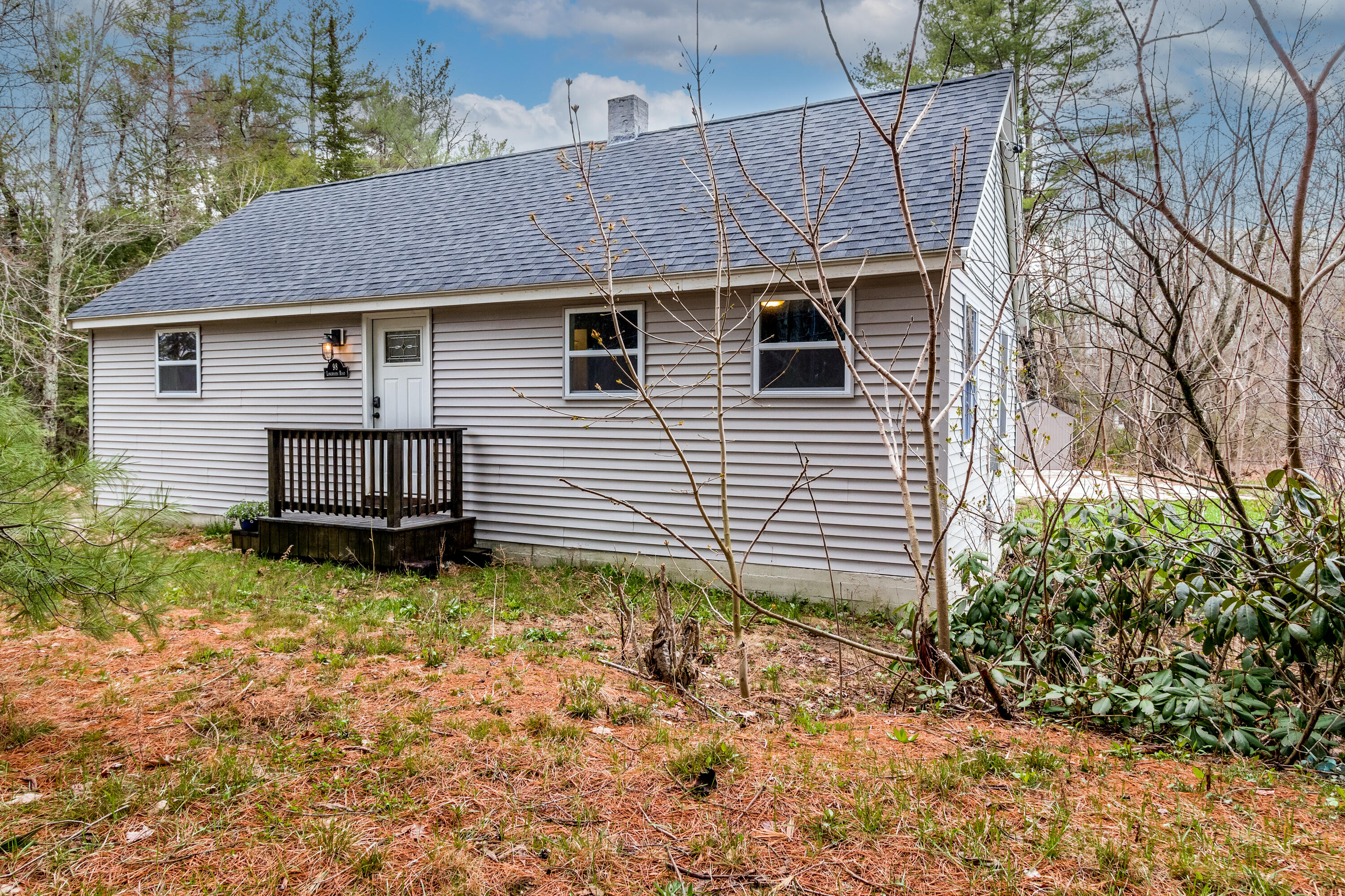 98 Longwoods Road