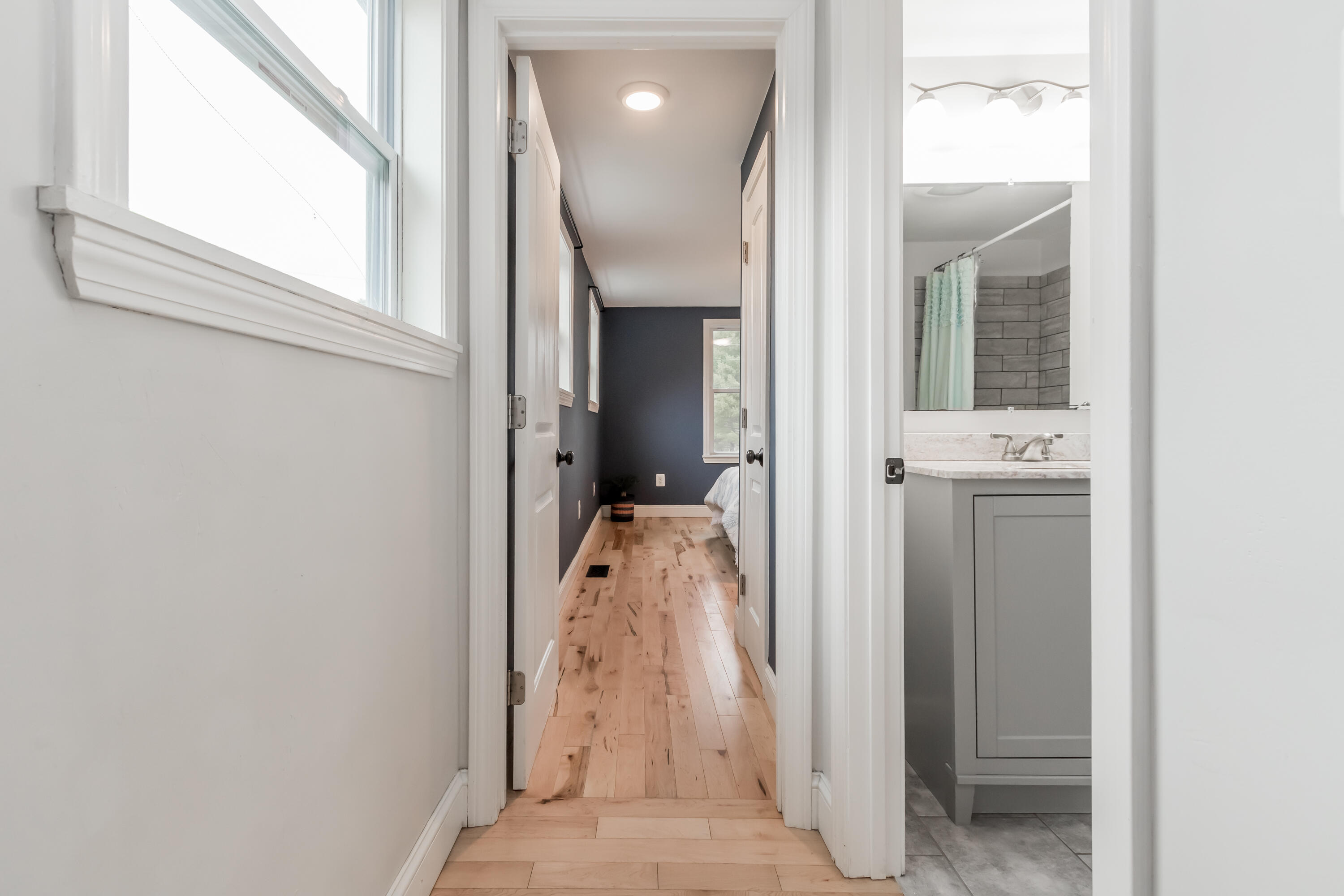 98 Longwoods Road