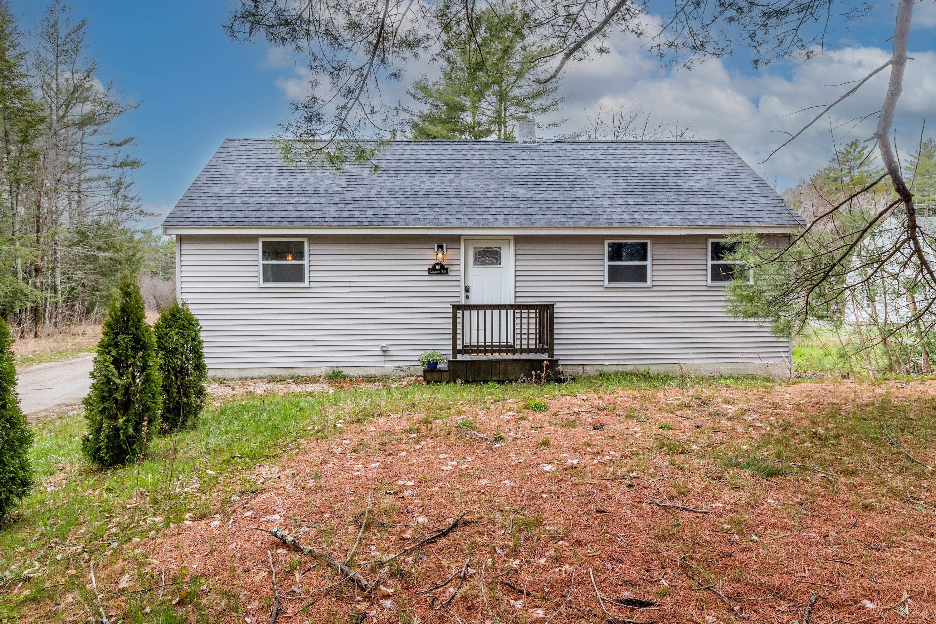 98 Longwoods Road
