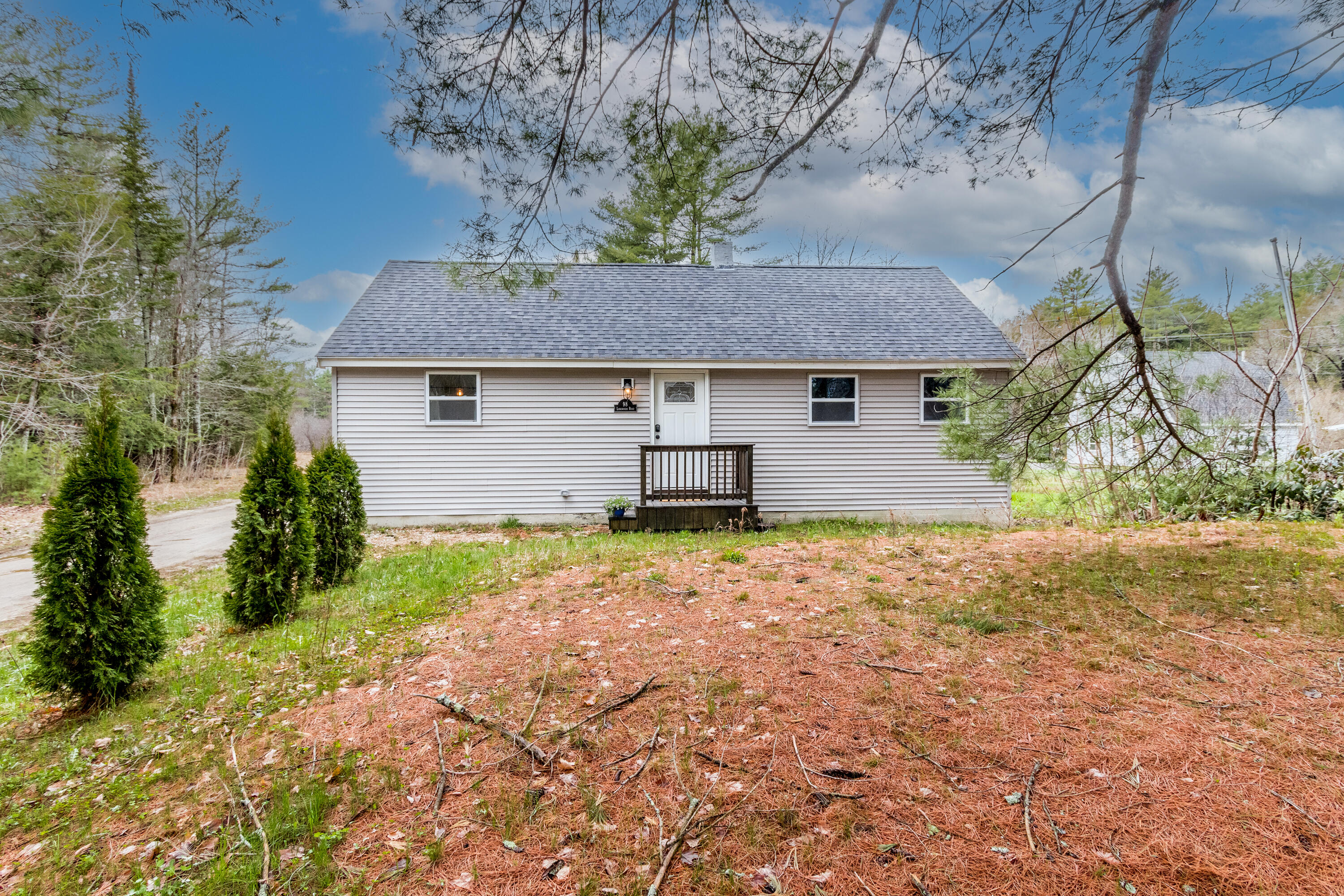 98 Longwoods Road
