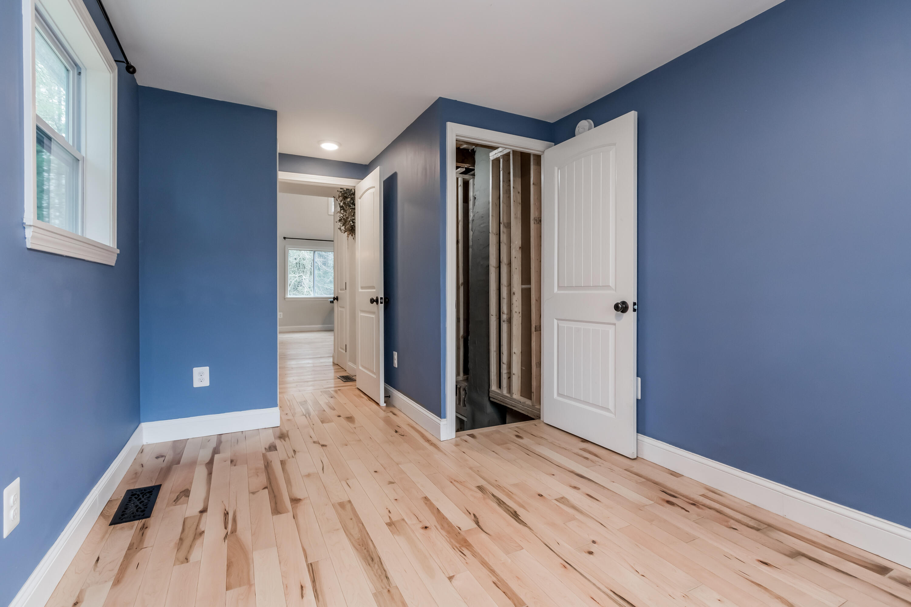 98 Longwoods Road
