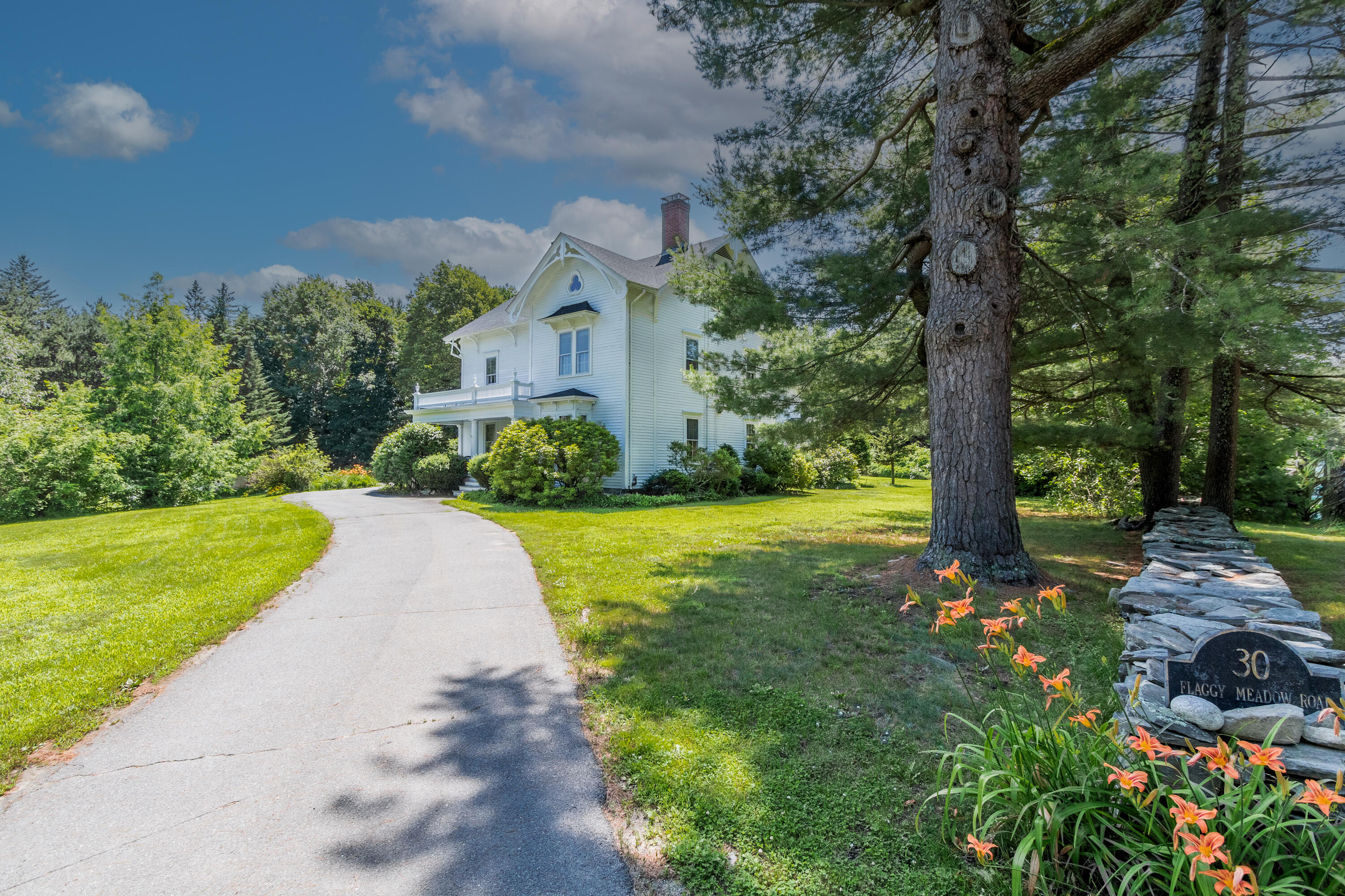 30 Flaggy Meadow Road