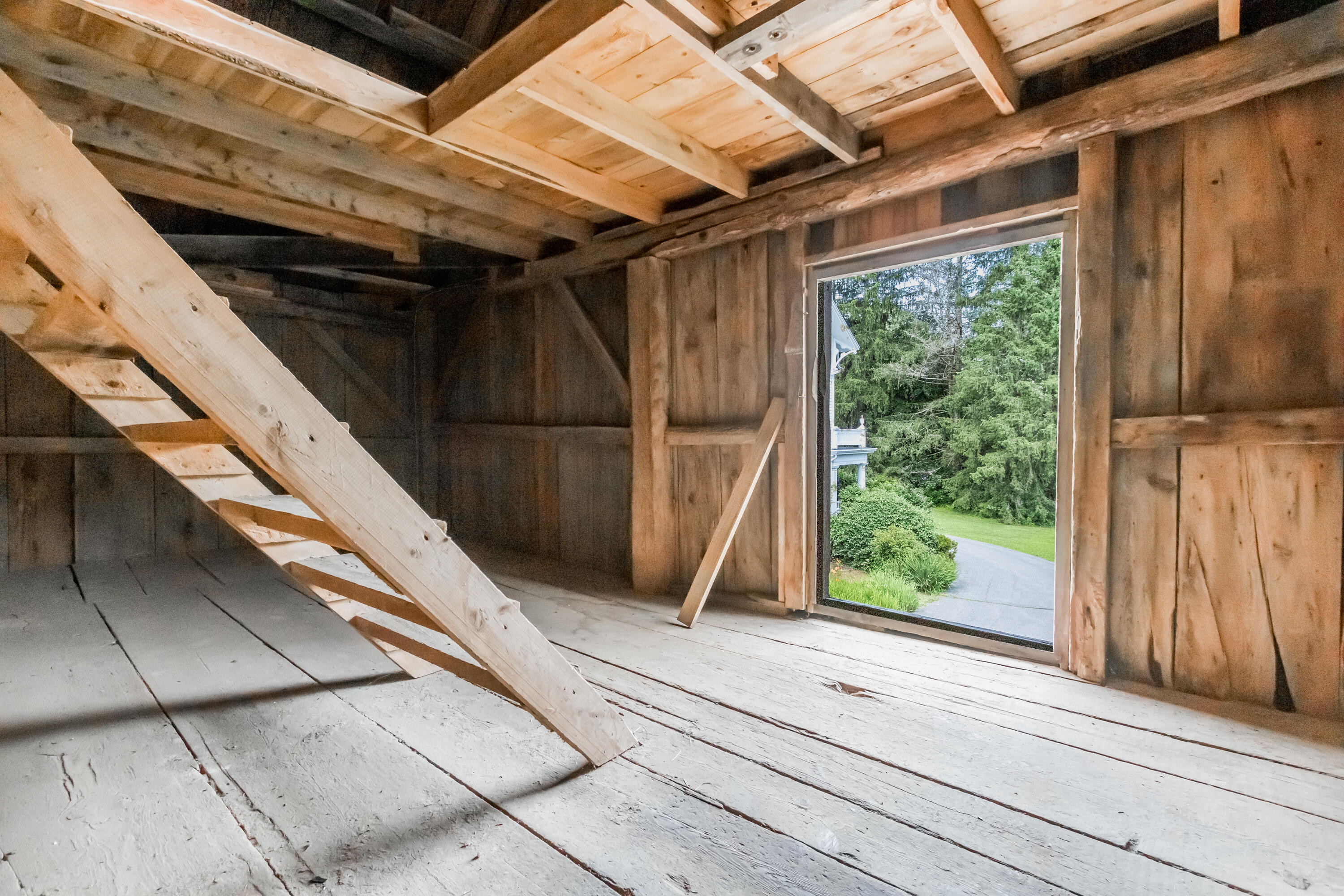 30 Flaggy Meadow Road