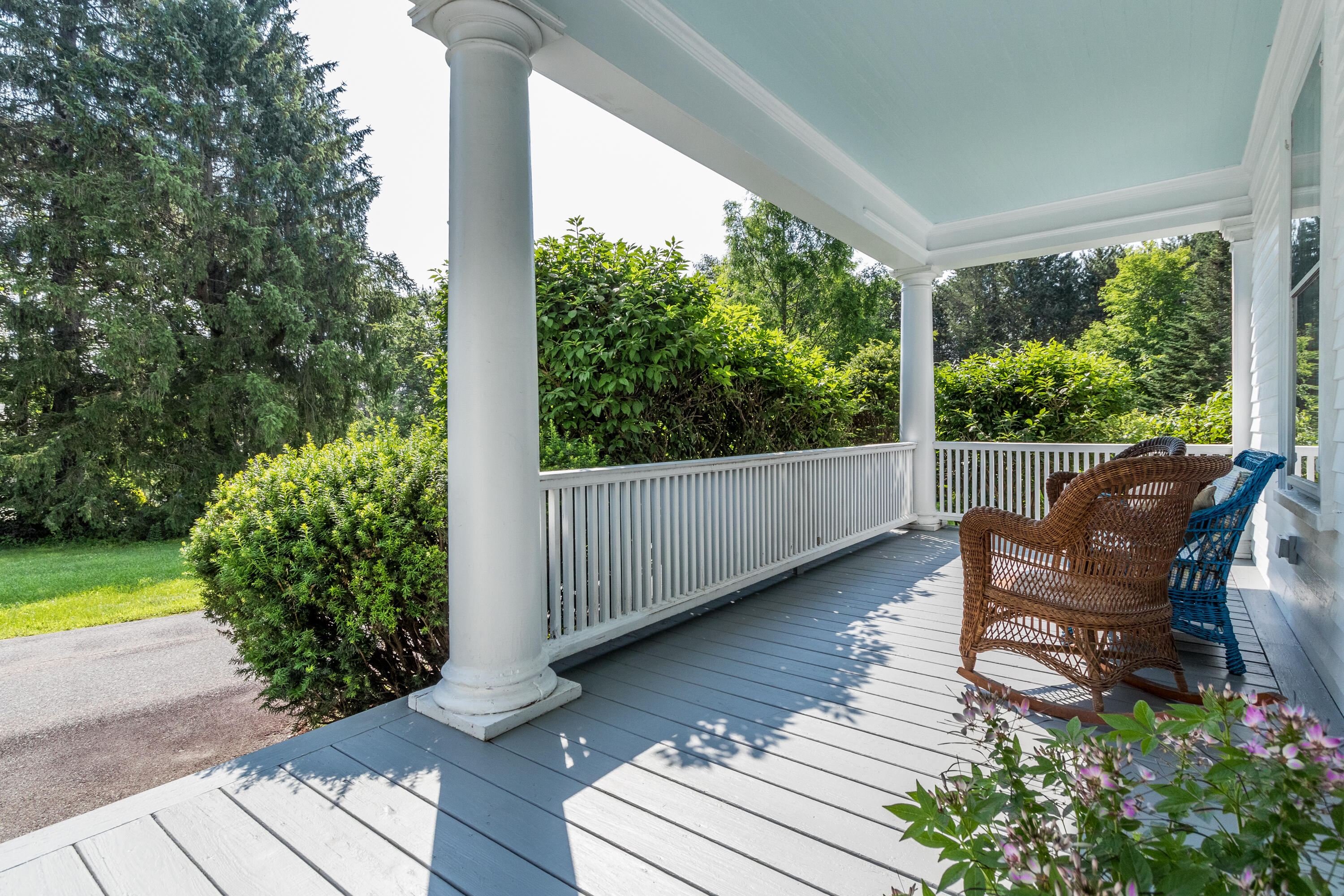 30 Flaggy Meadow Road