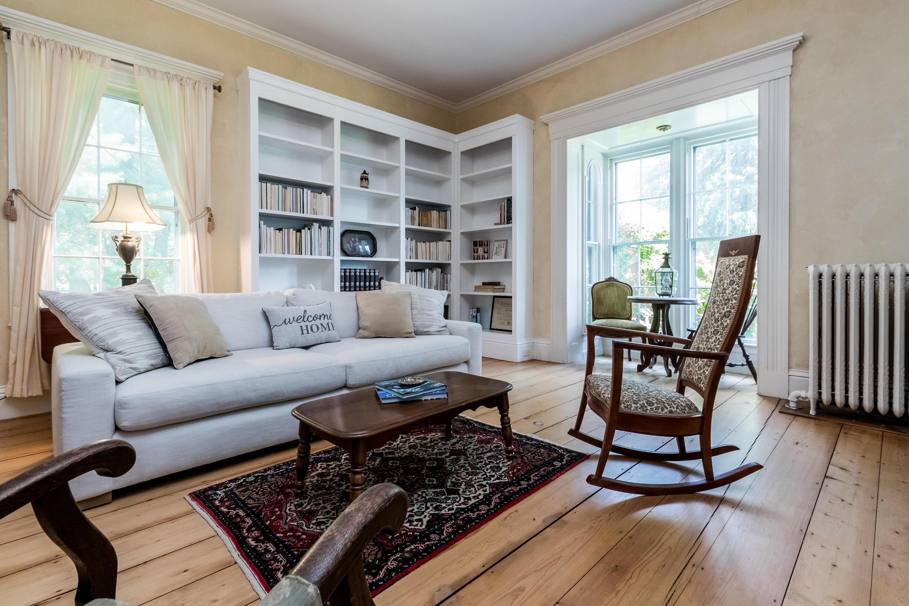 30 Flaggy Meadow Road