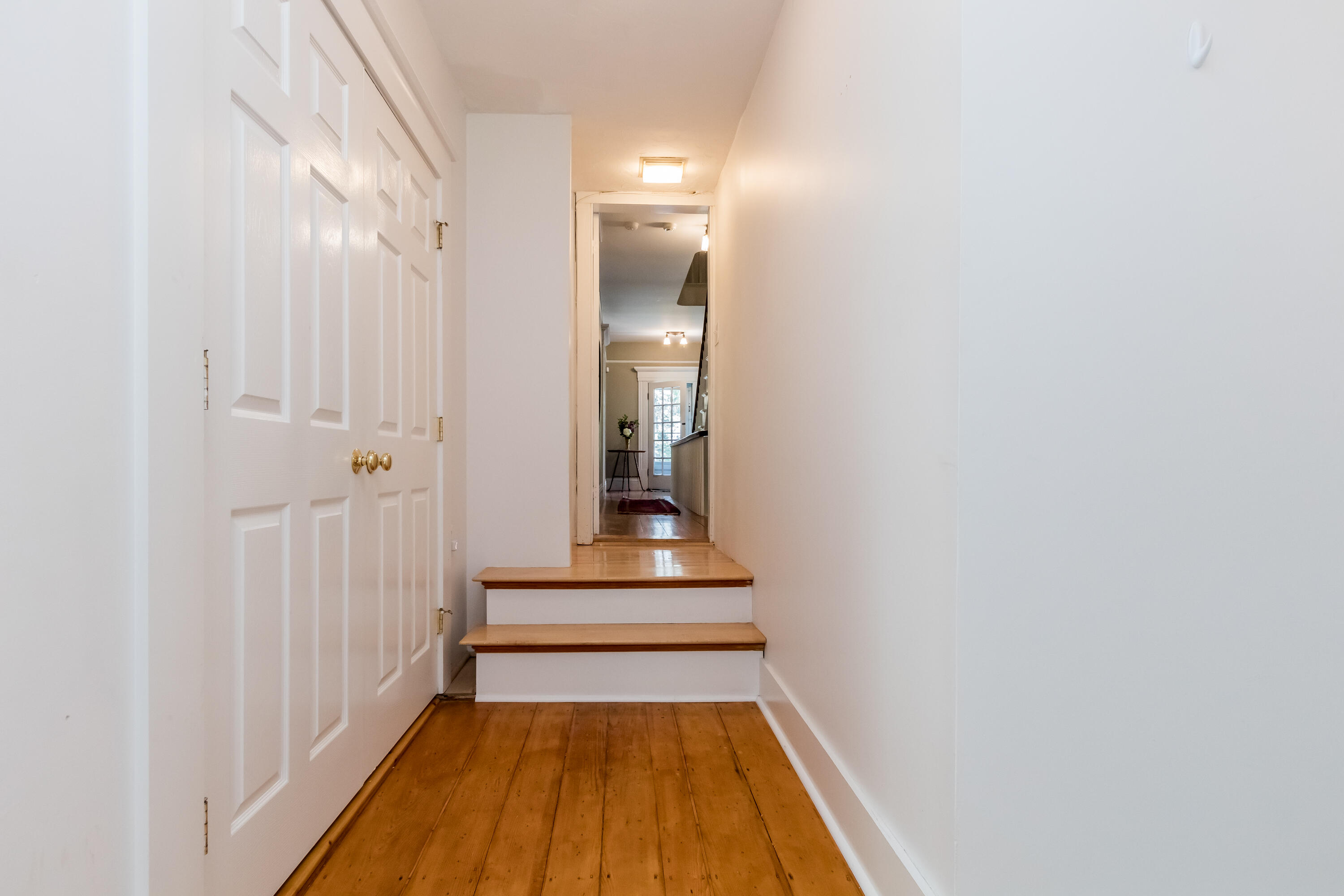 30 Flaggy Meadow Road