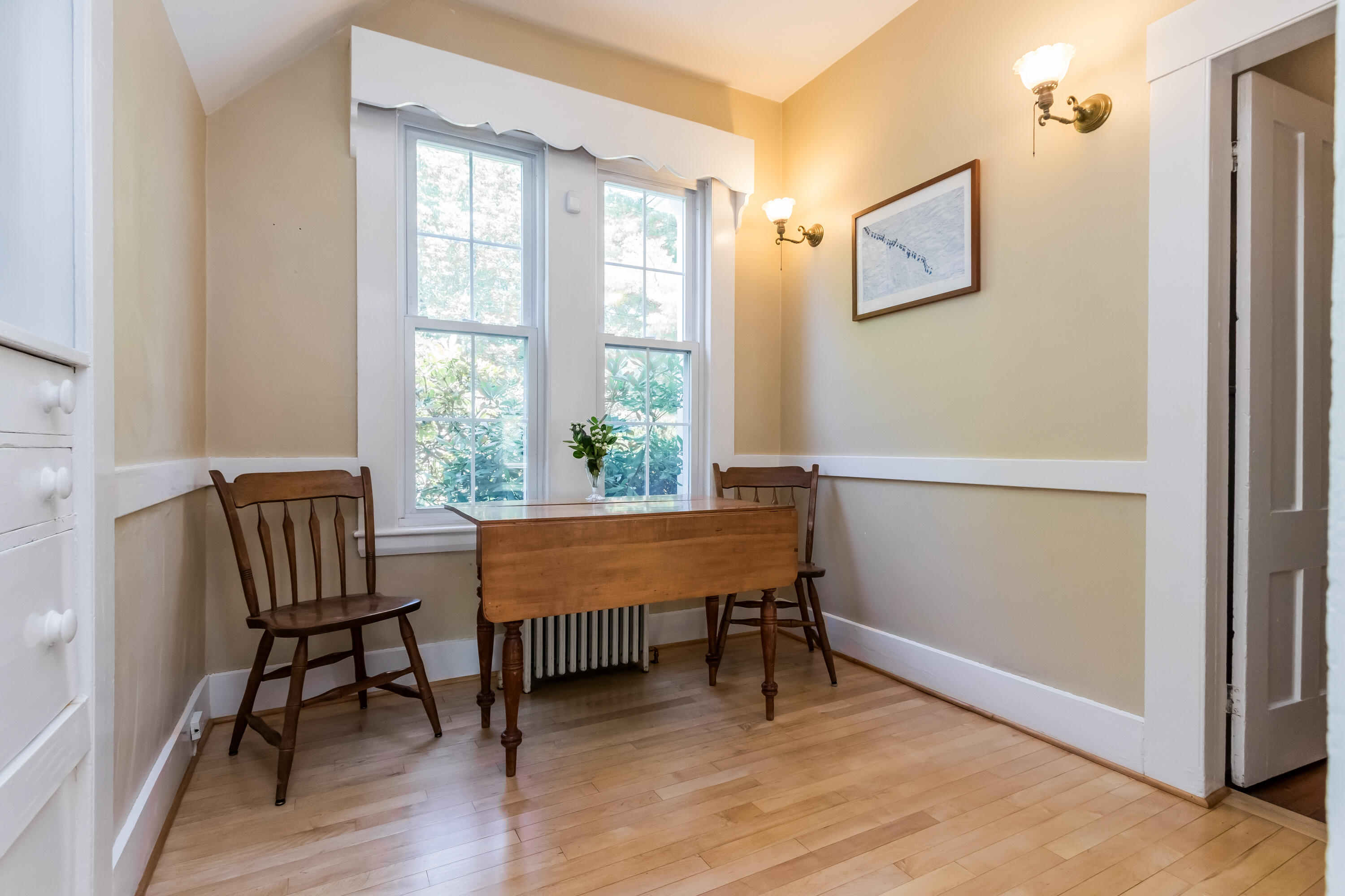 30 Flaggy Meadow Road