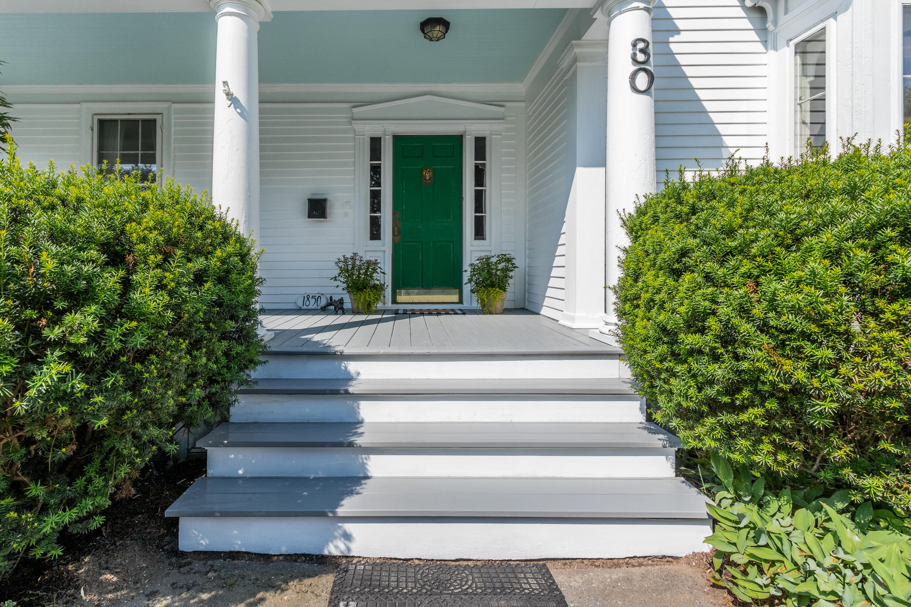 30 Flaggy Meadow Road