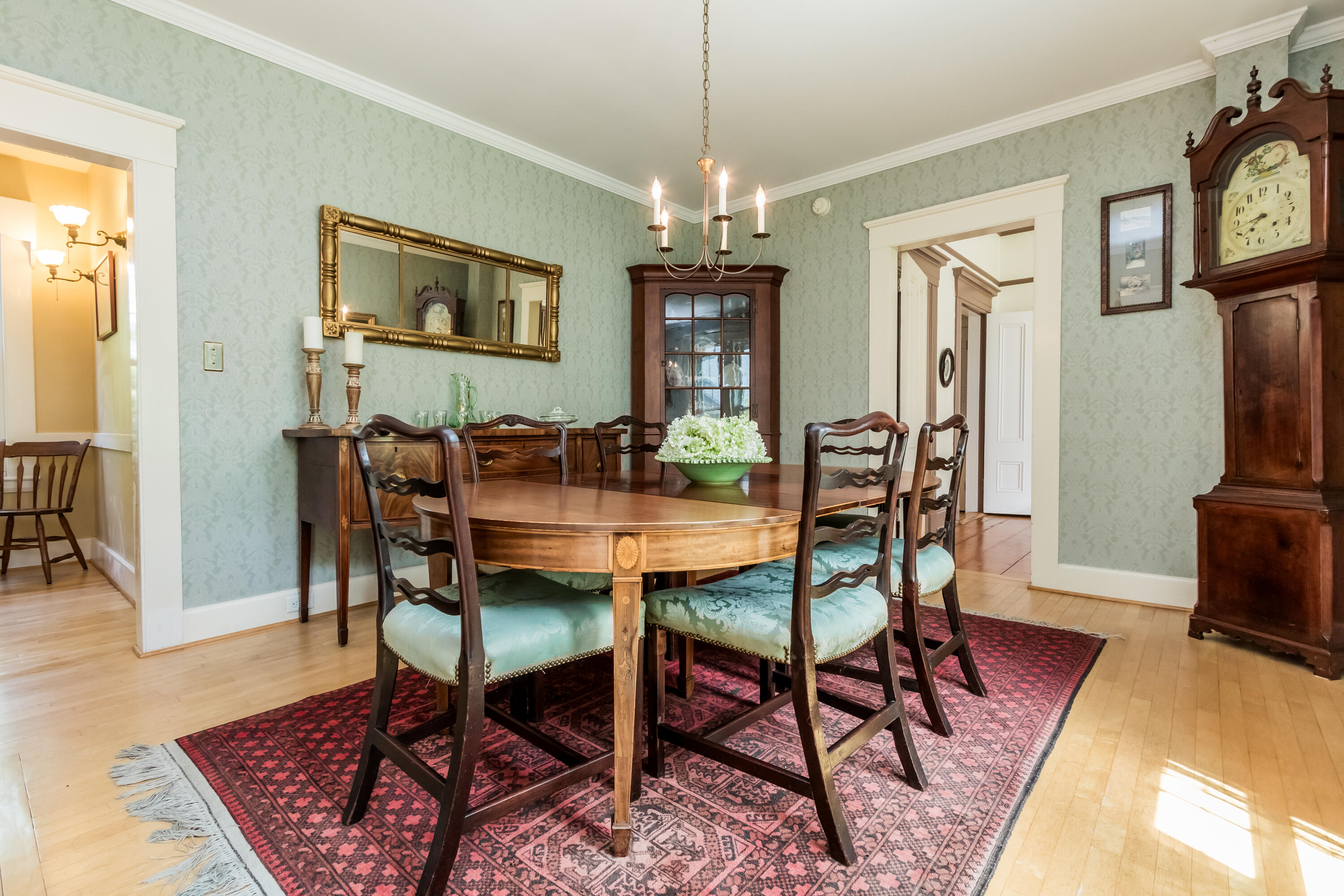 30 Flaggy Meadow Road