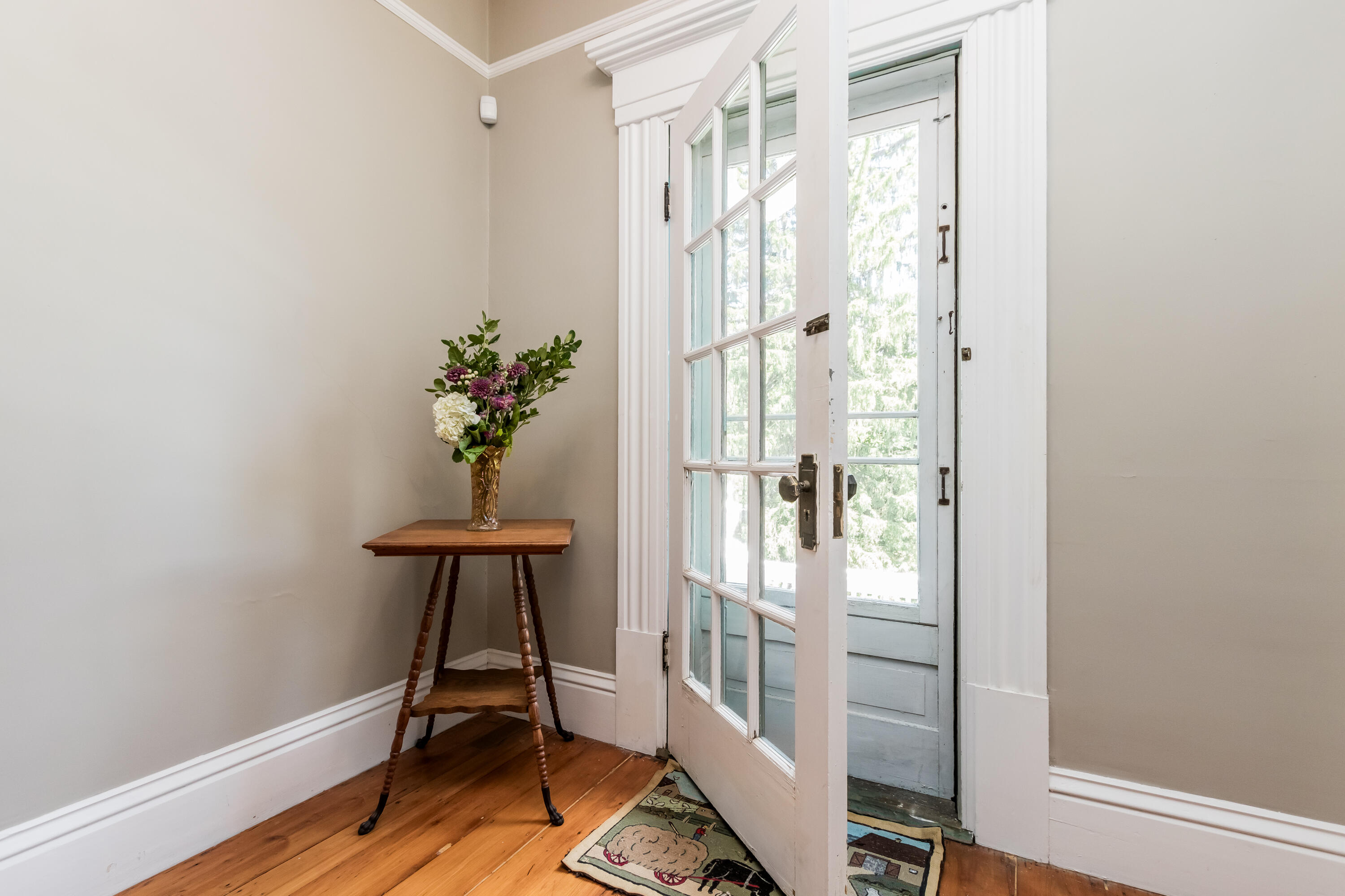 30 Flaggy Meadow Road