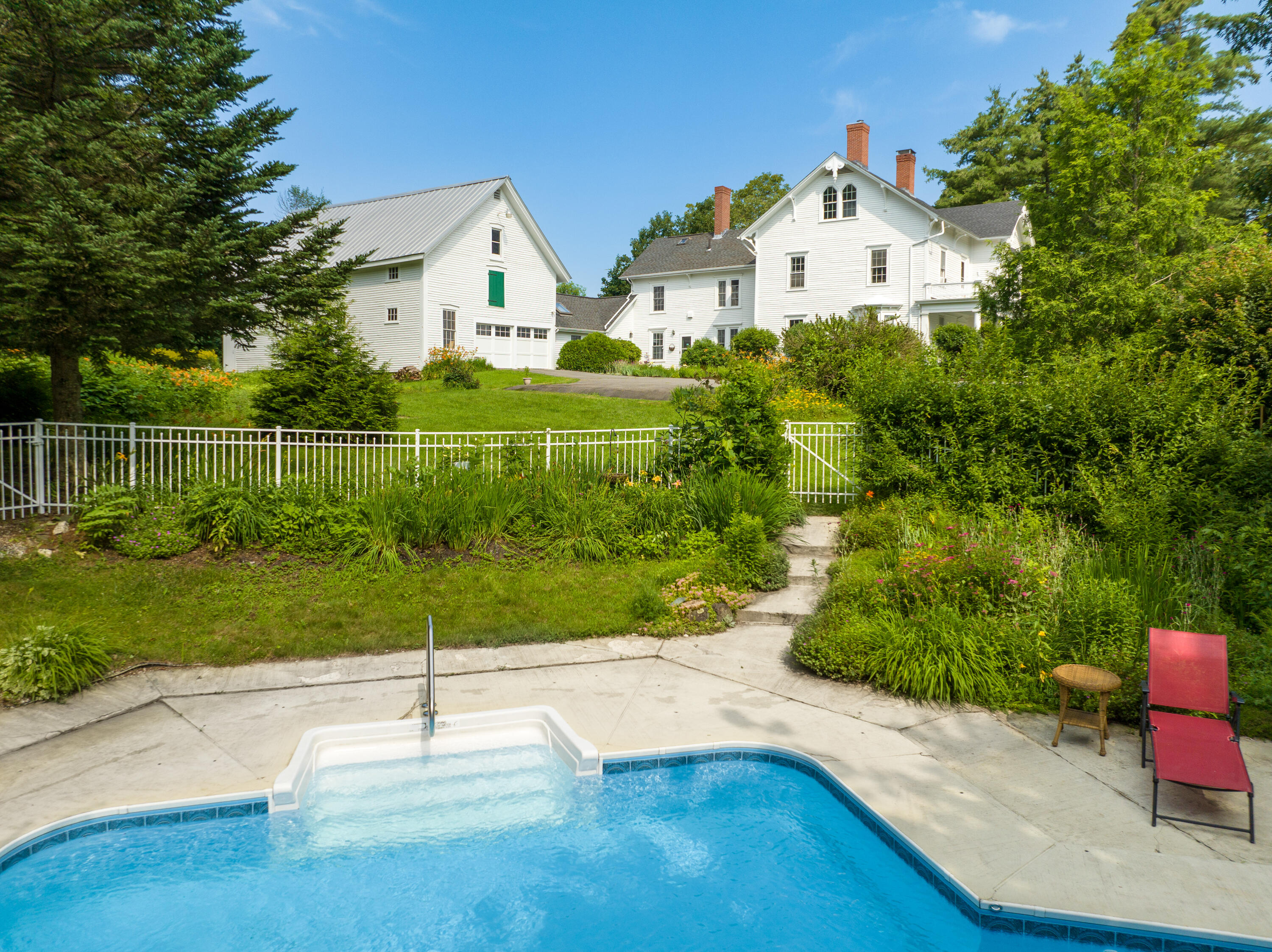 30 Flaggy Meadow Road