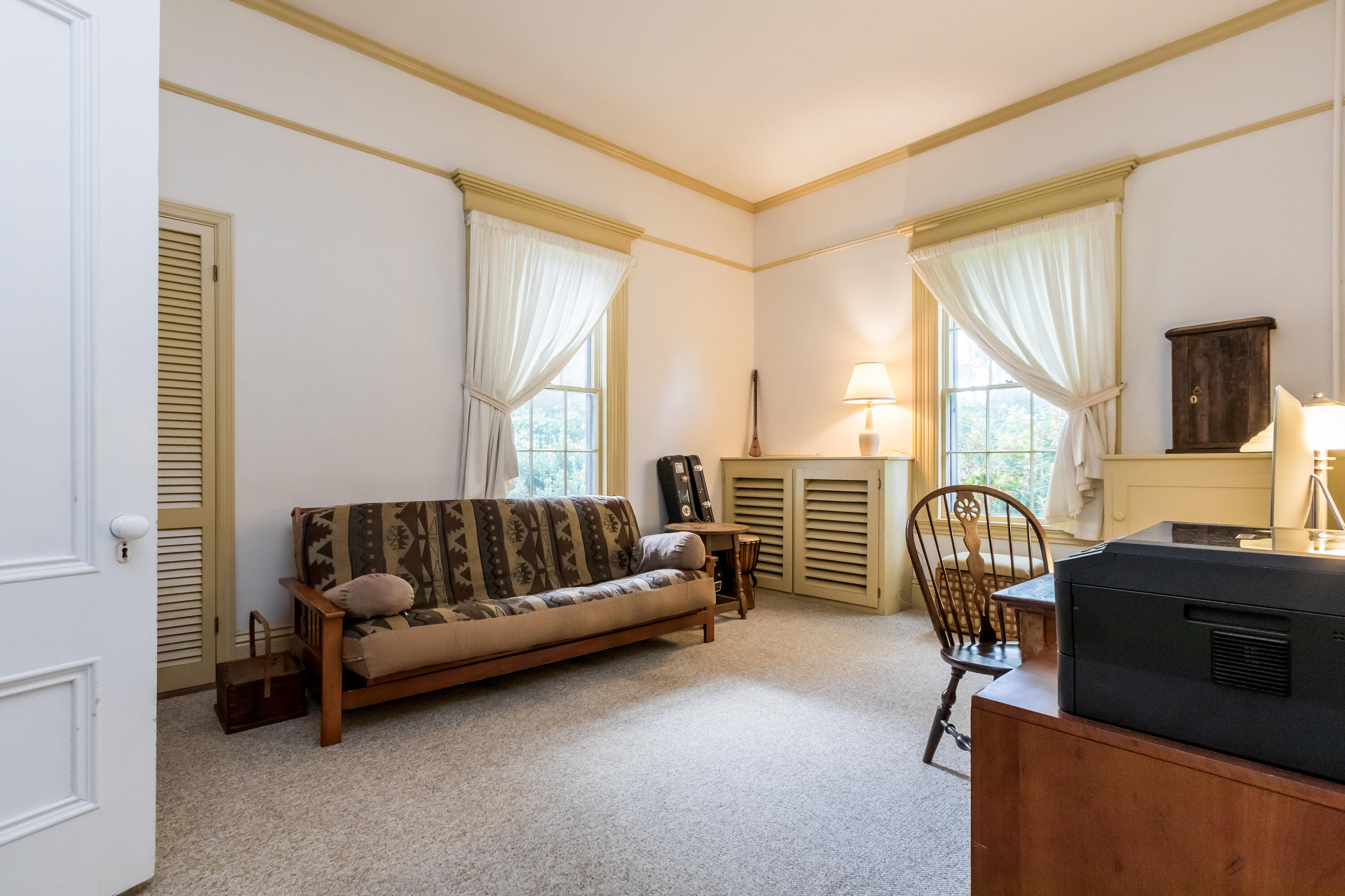 30 Flaggy Meadow Road