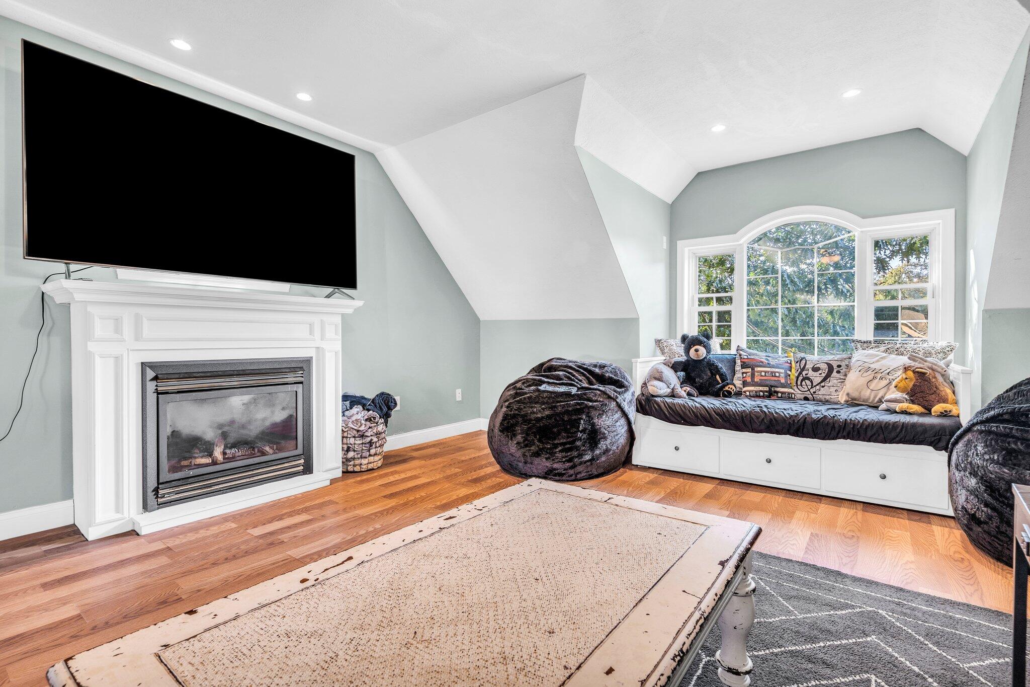 7 Juniper Lane
