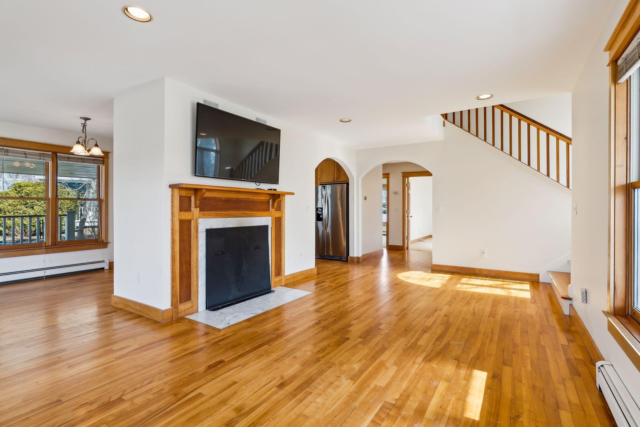 15 Willow Lane