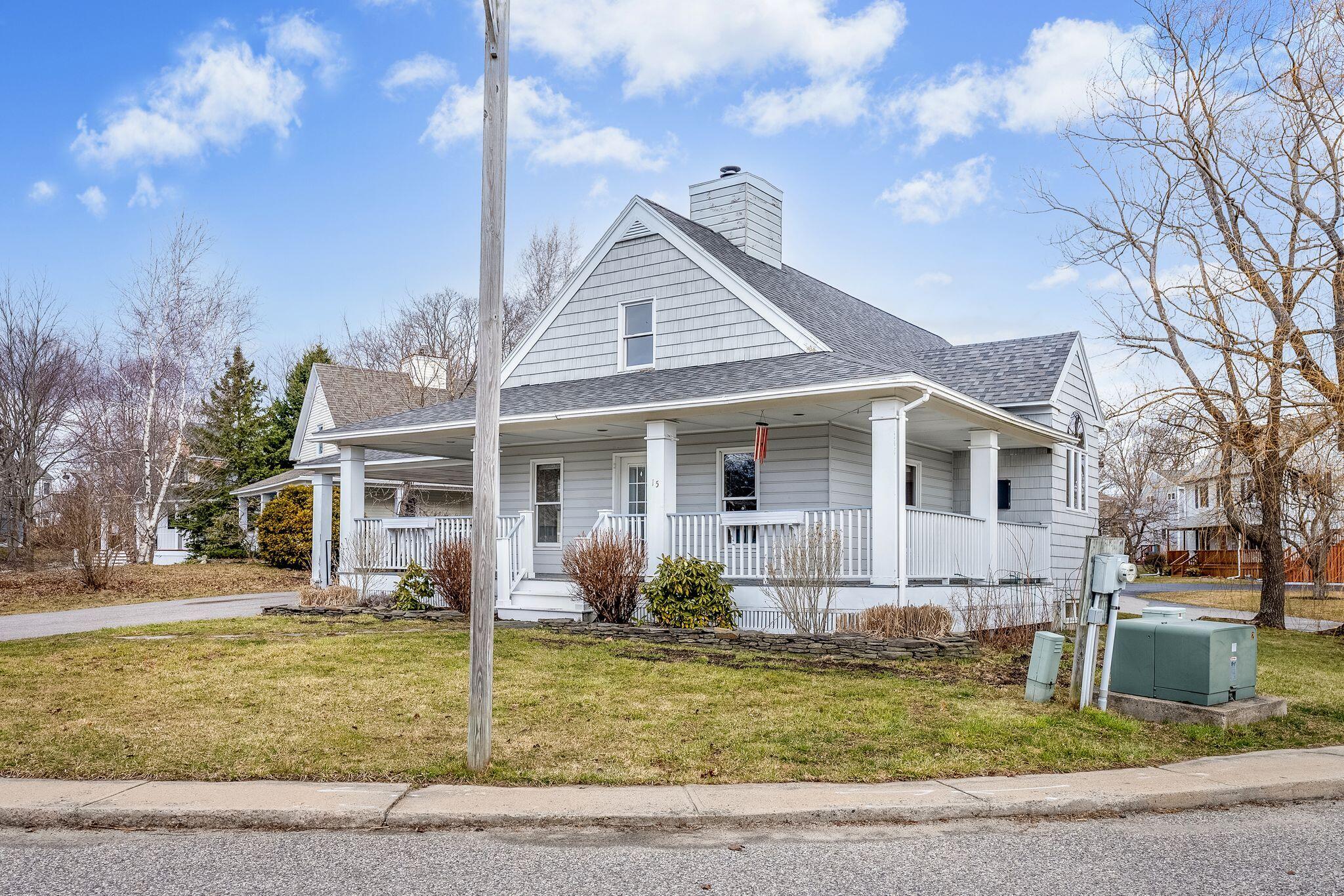 15 Willow Lane