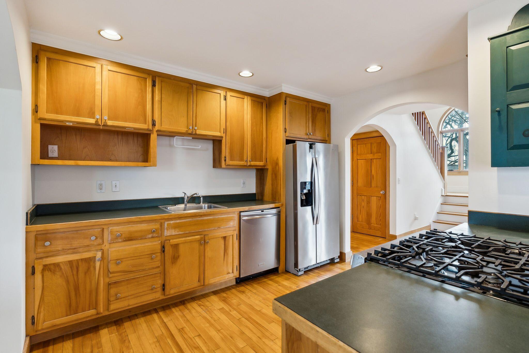 15 Willow Lane