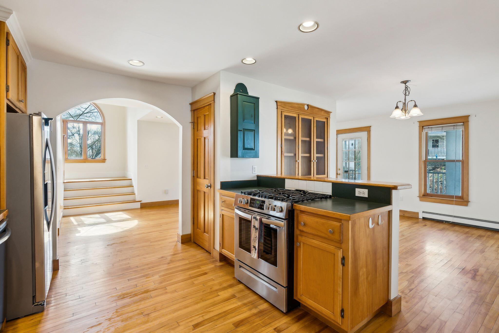 15 Willow Lane