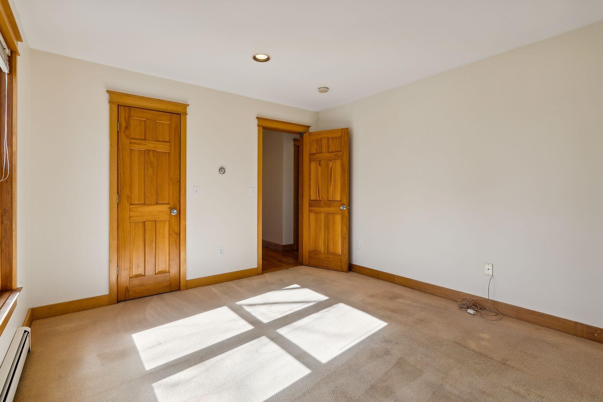 15 Willow Lane