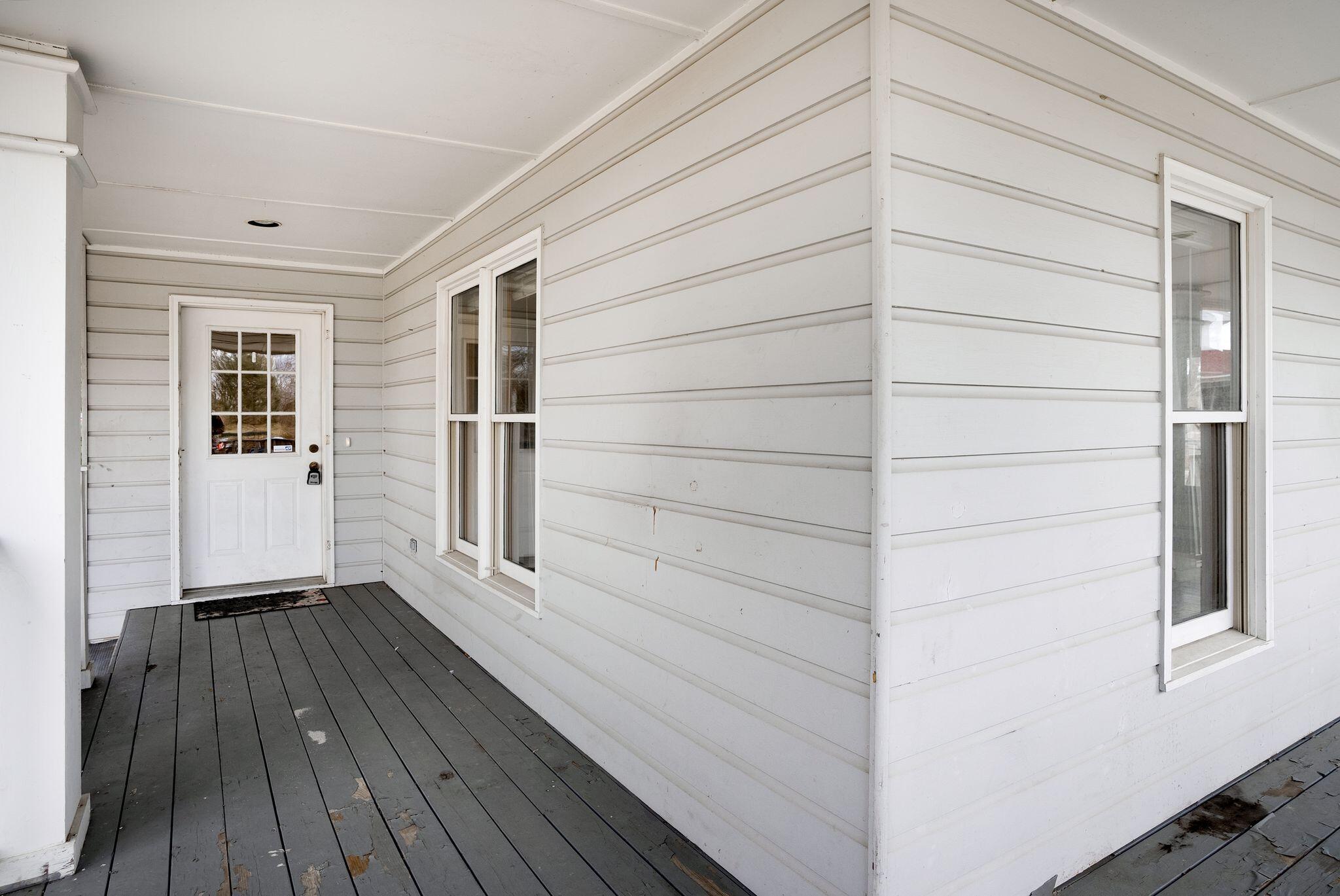 15 Willow Lane