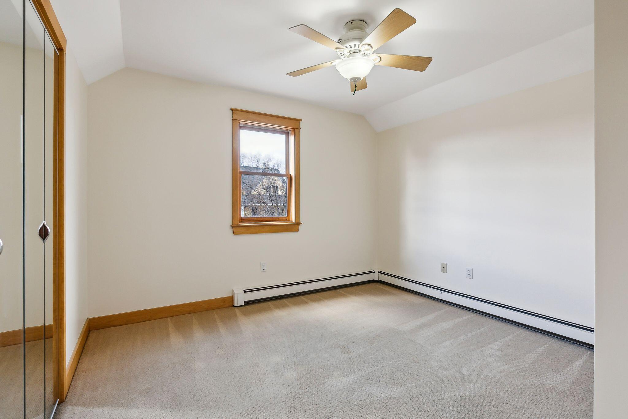 15 Willow Lane