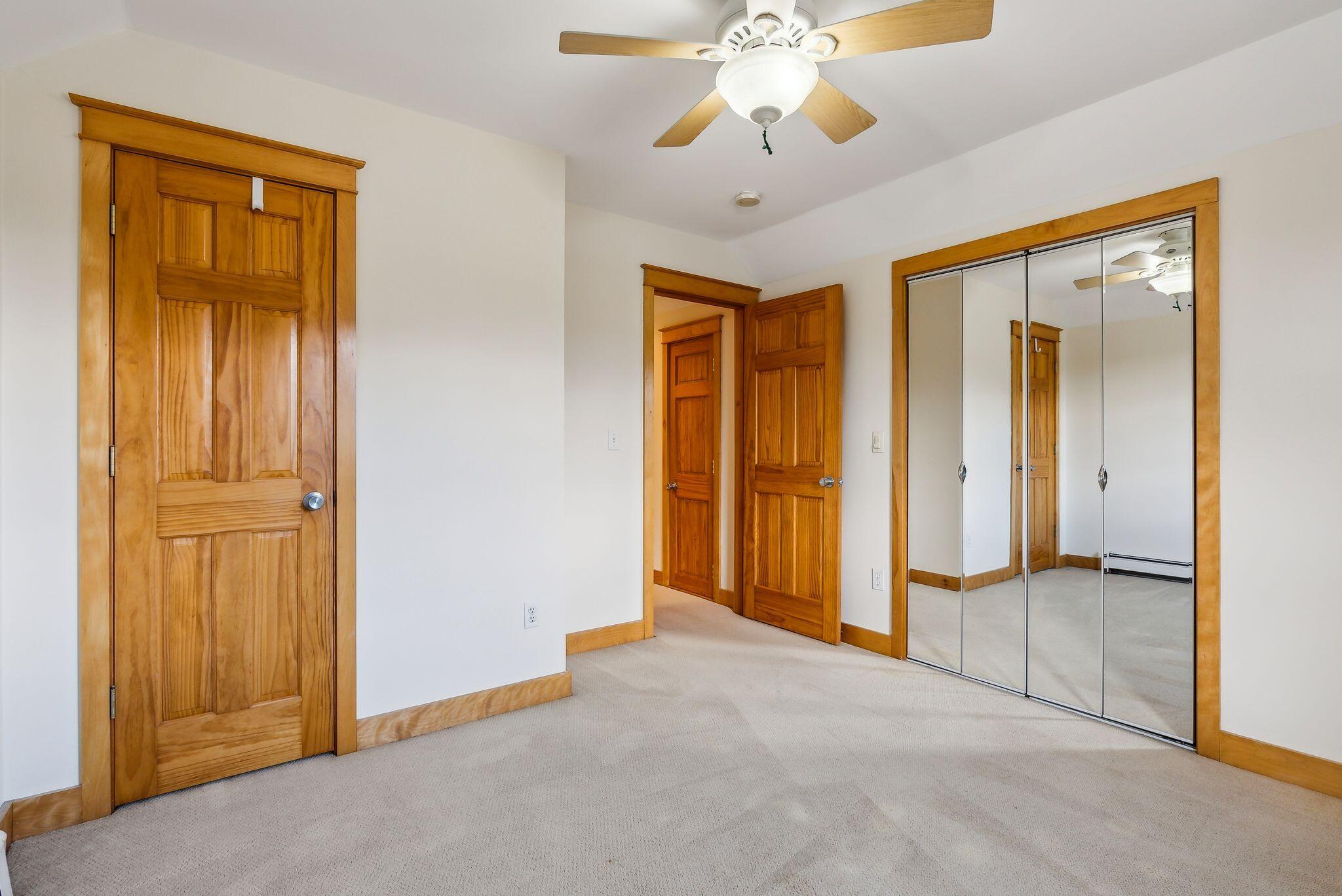 15 Willow Lane